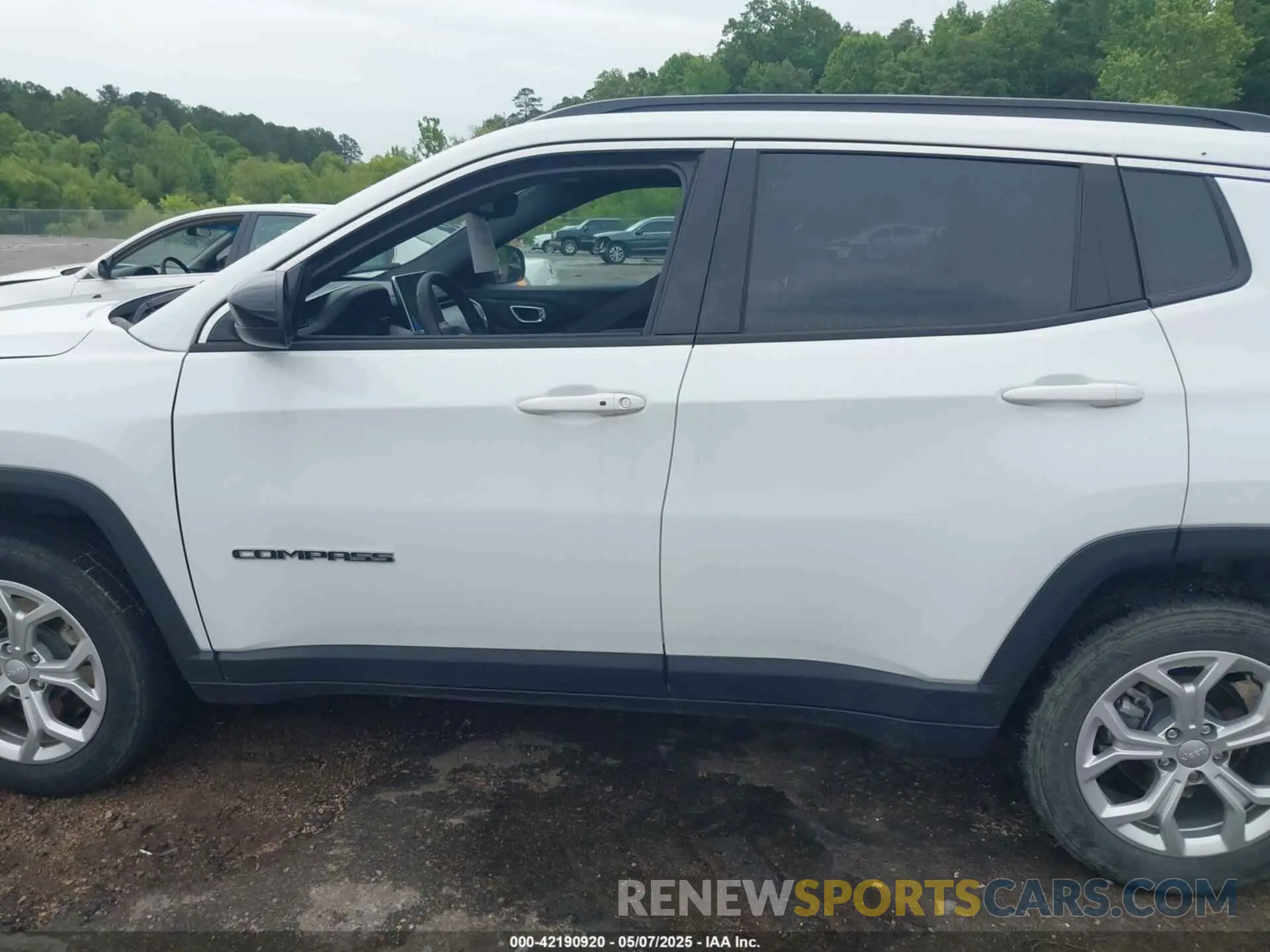 14 Фотография поврежденного автомобиля 3C4NJDBN5RT100534 JEEP COMPASS 2024