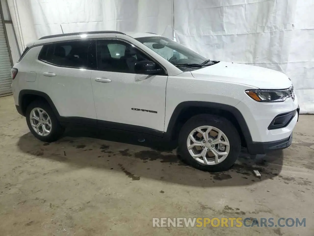 4 Photograph of a damaged car 3C4NJDBN5RT118709 JEEP COMPASS 2024