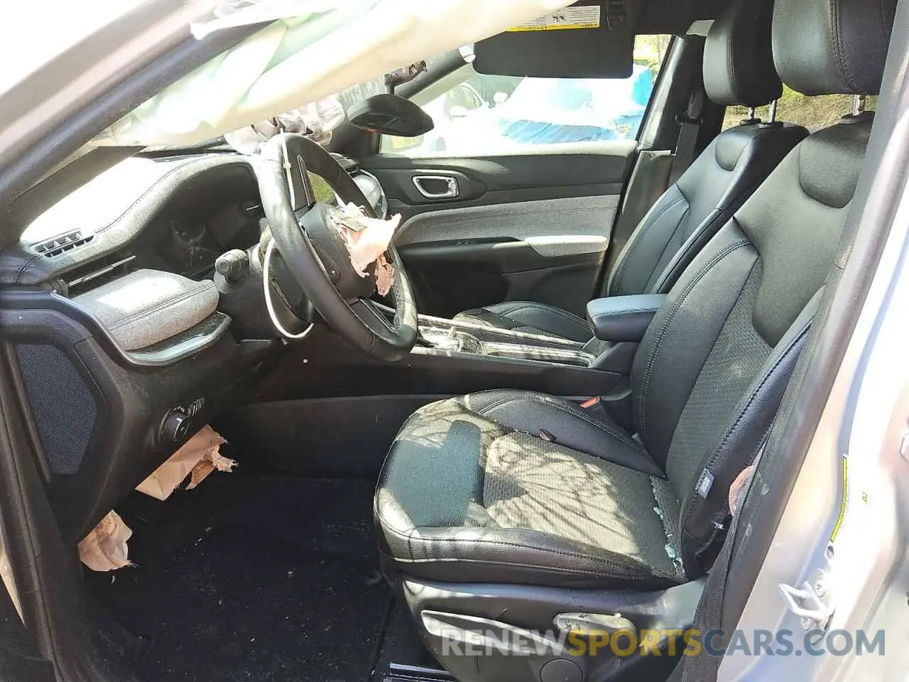 7 Photograph of a damaged car 3C4NJDBN6RT154649 JEEP COMPASS 2024