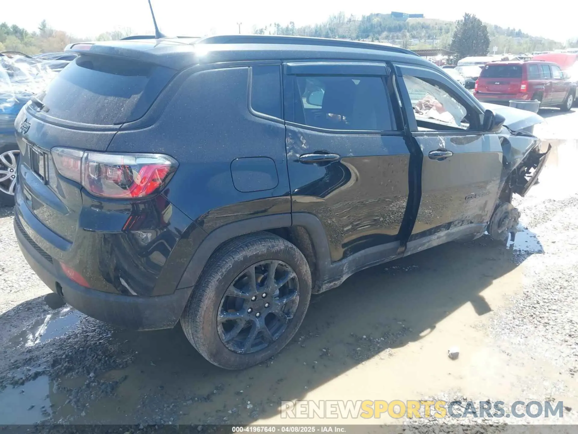 4 Photograph of a damaged car 3C4NJDBN6RT578199 JEEP COMPASS 2024
