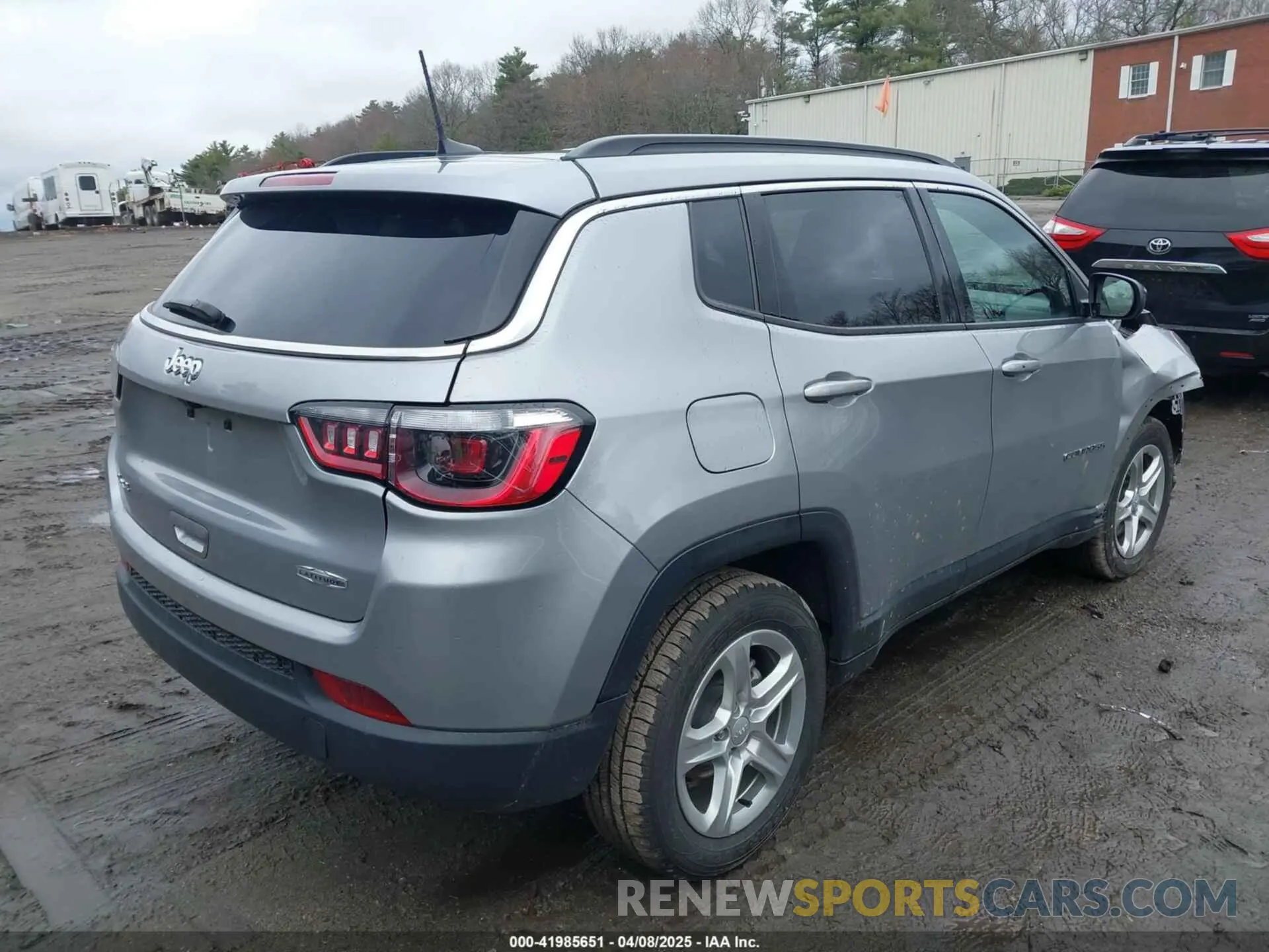 4 Фотография поврежденного автомобиля 3C4NJDBN6RT598985 JEEP COMPASS 2024