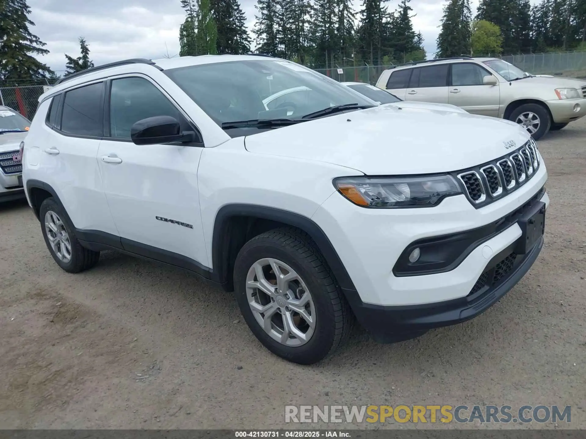 1 Photograph of a damaged car 3C4NJDBN7RT118288 JEEP COMPASS 2024