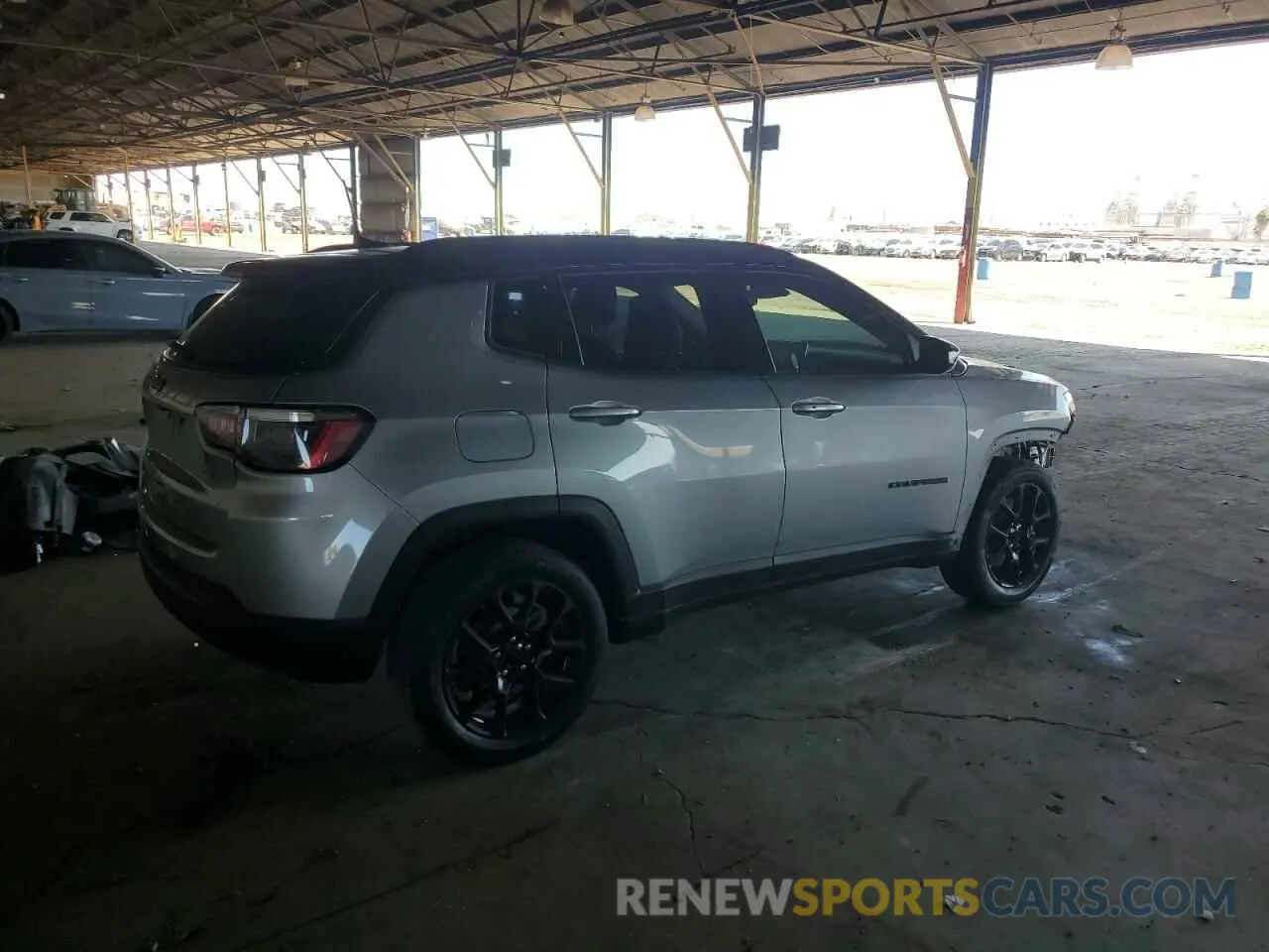 3 Фотография поврежденного автомобиля 3C4NJDBN7RT586215 JEEP COMPASS 2024
