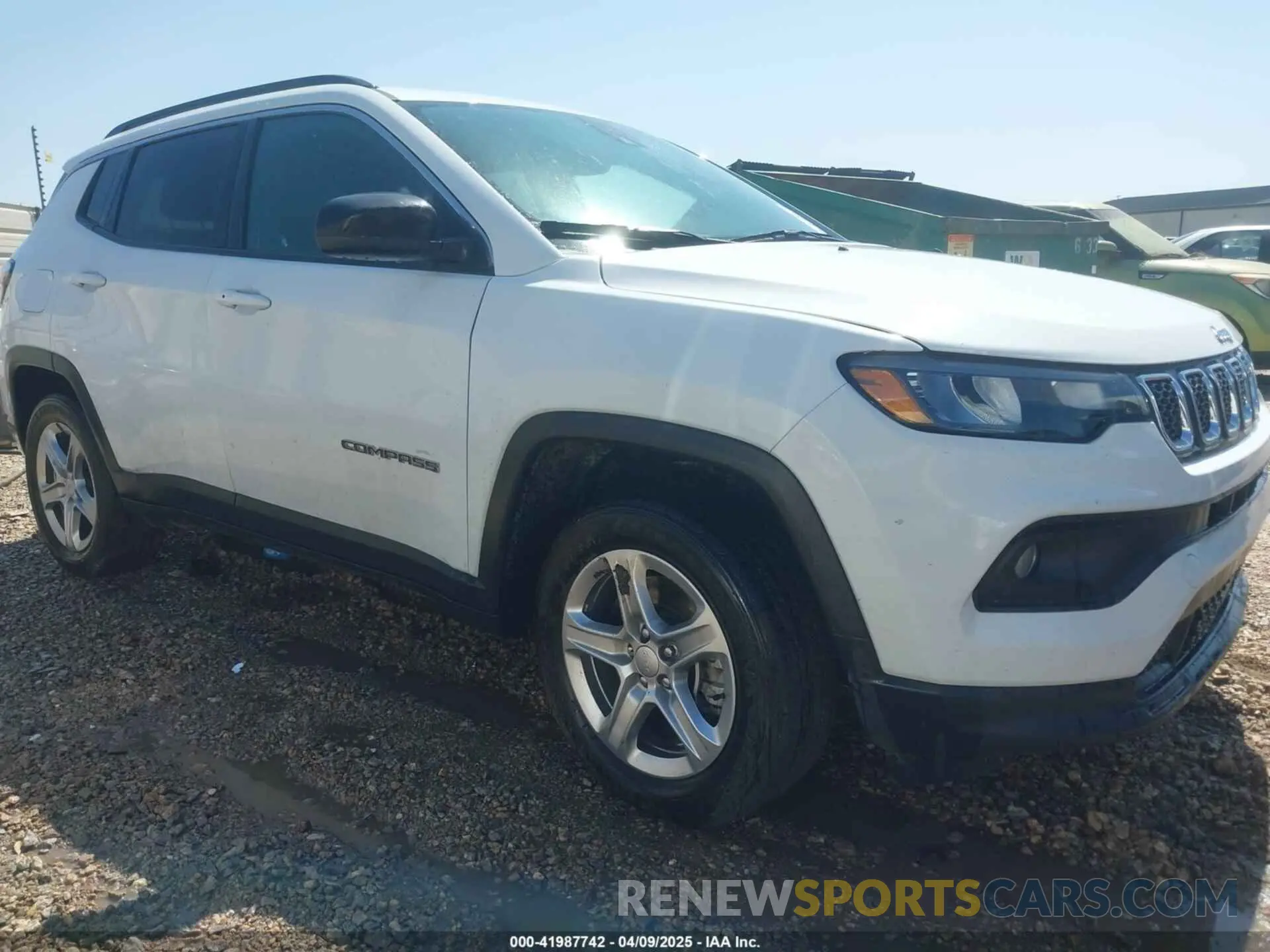 1 Photograph of a damaged car 3C4NJDBN7RT606611 JEEP COMPASS 2024