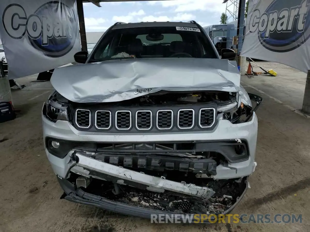 5 Photograph of a damaged car 3C4NJDBN8RT111169 JEEP COMPASS 2024