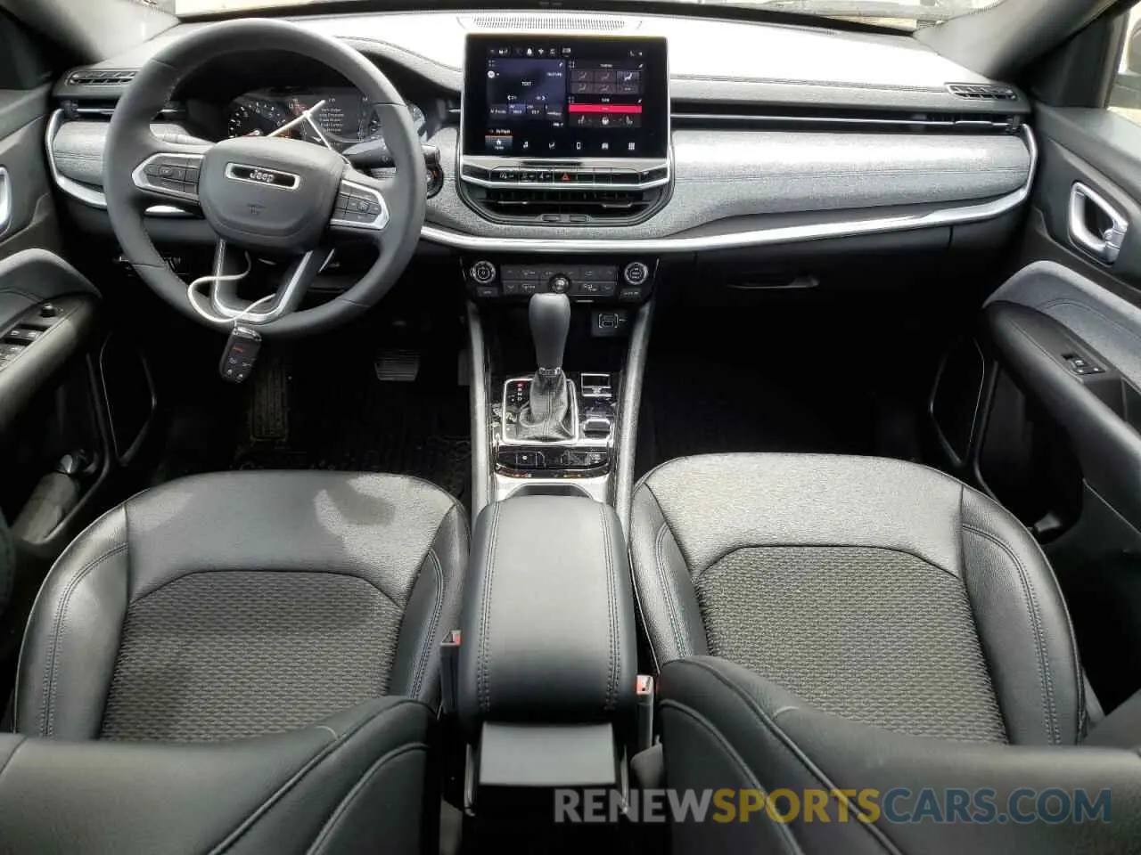 8 Фотография поврежденного автомобиля 3C4NJDBN8RT155902 JEEP COMPASS 2024