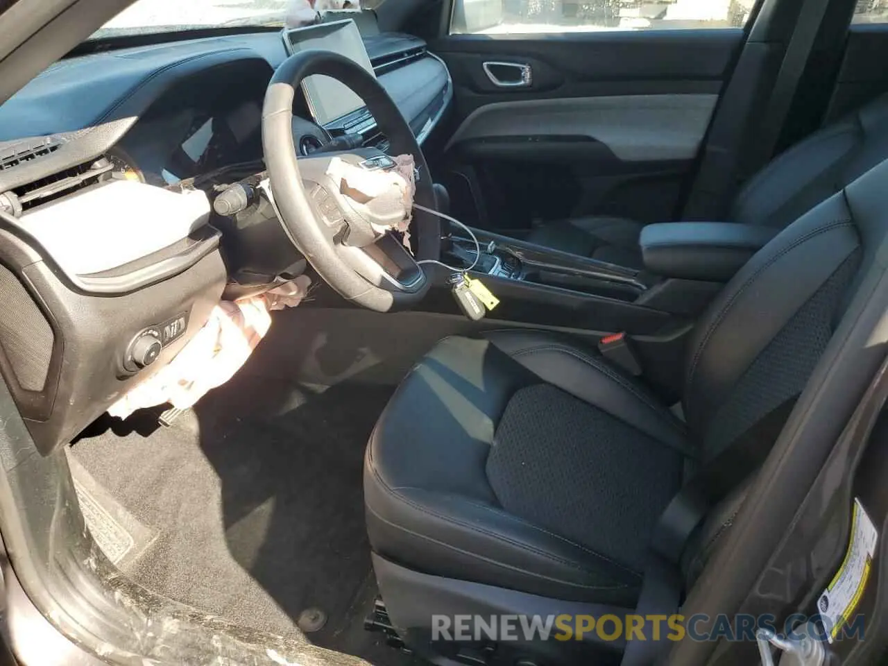 7 Photograph of a damaged car 3C4NJDBN9RT128806 JEEP COMPASS 2024