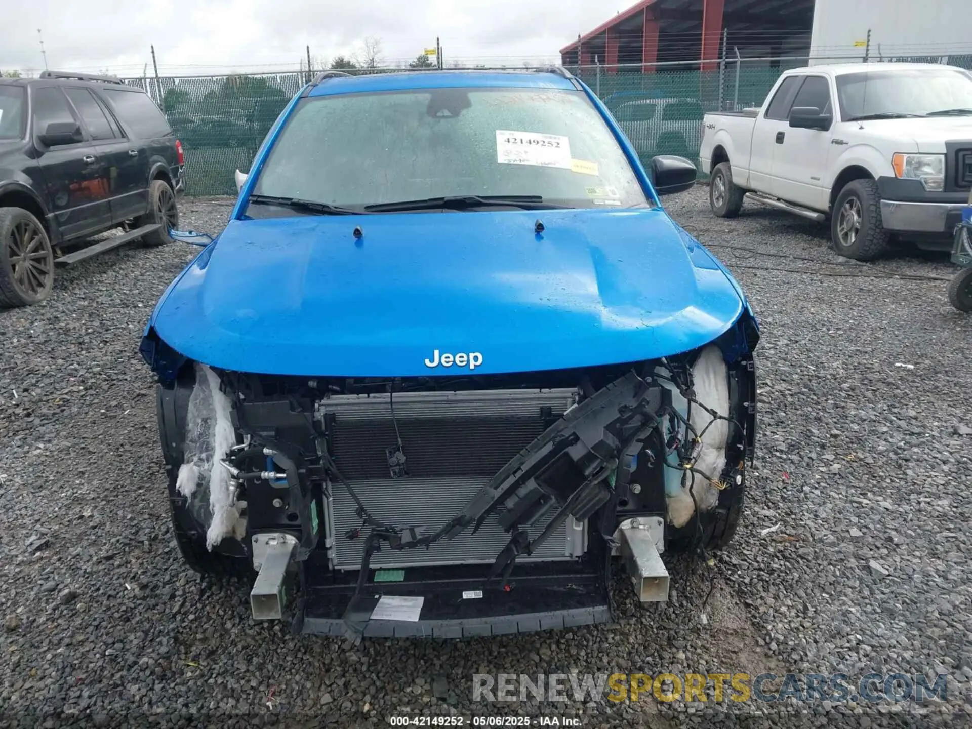 13 Photograph of a damaged car 3C4NJDBN9RT132368 JEEP COMPASS 2024