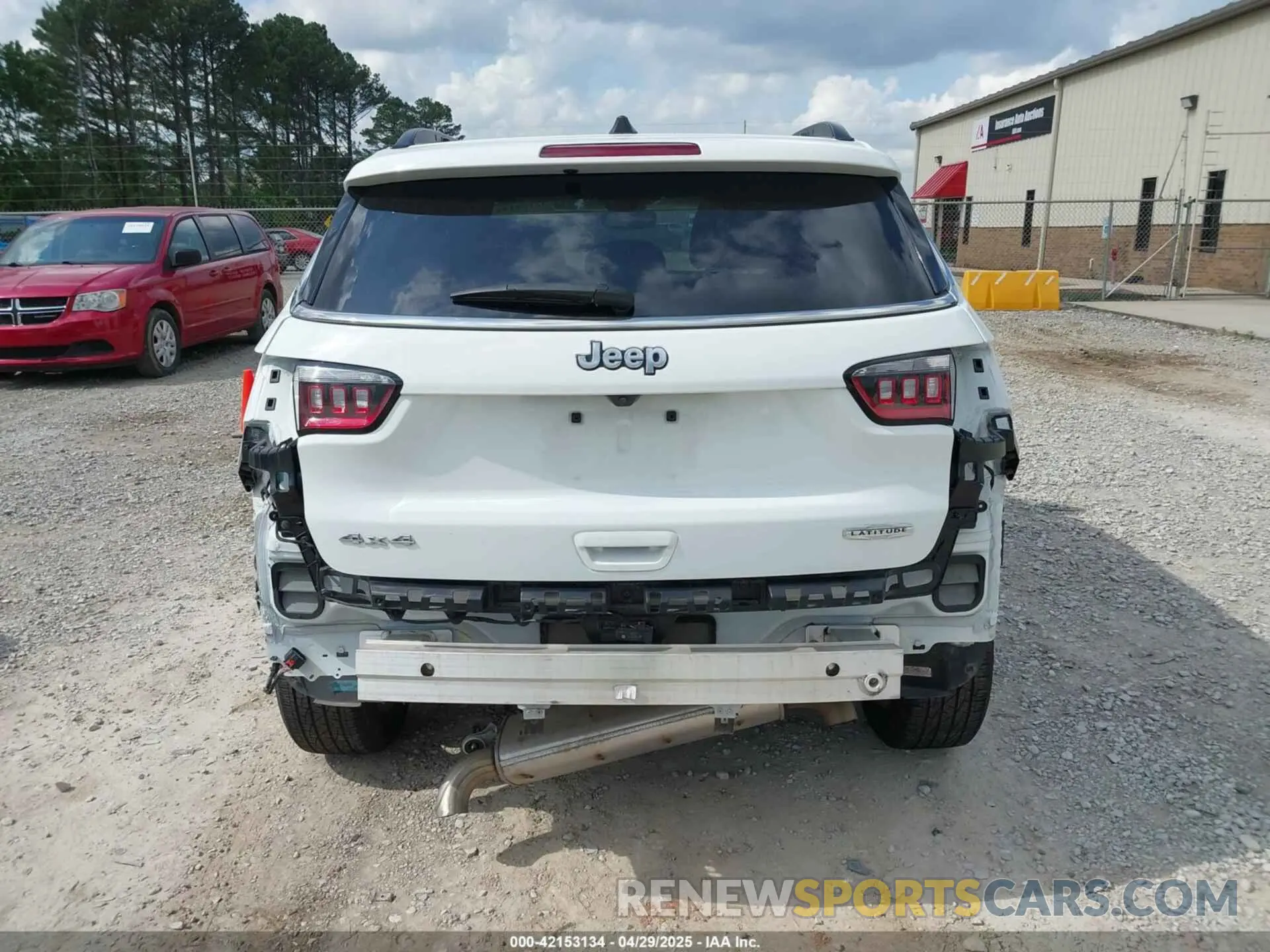 16 Photograph of a damaged car 3C4NJDBN9RT604049 JEEP COMPASS 2024