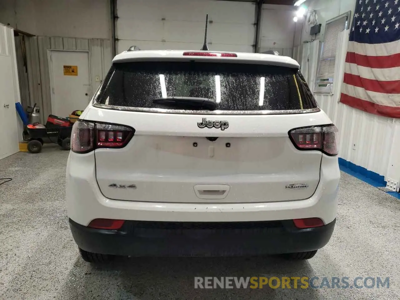 6 Photograph of a damaged car 3C4NJDBNXRT117216 JEEP COMPASS 2024
