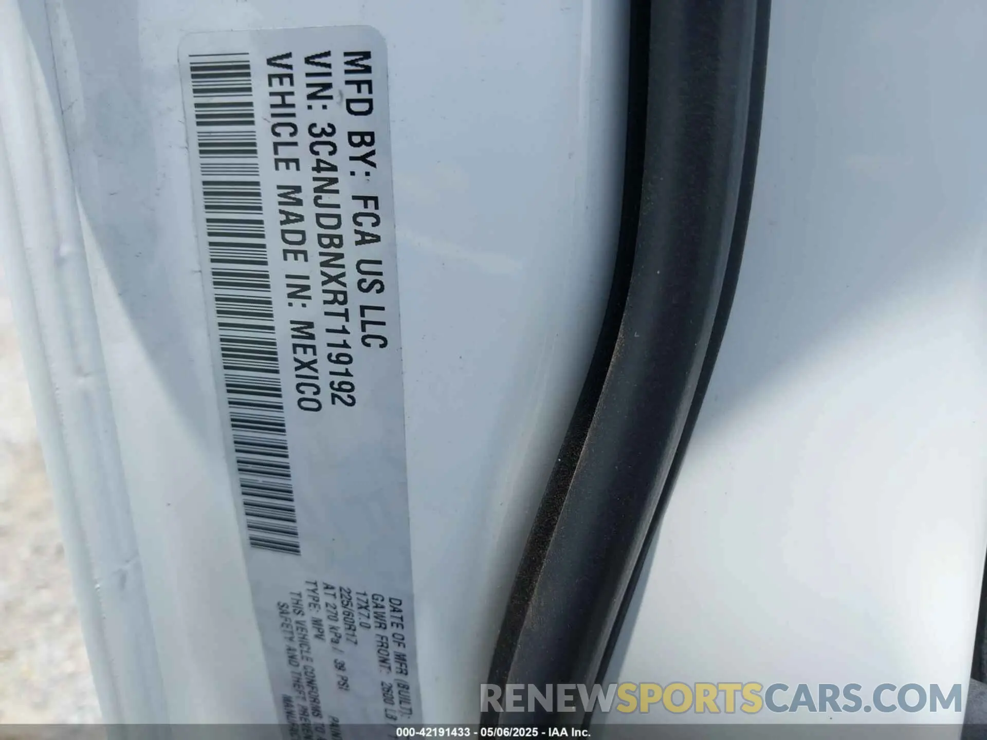 9 Фотография поврежденного автомобиля 3C4NJDBNXRT119192 JEEP COMPASS 2024