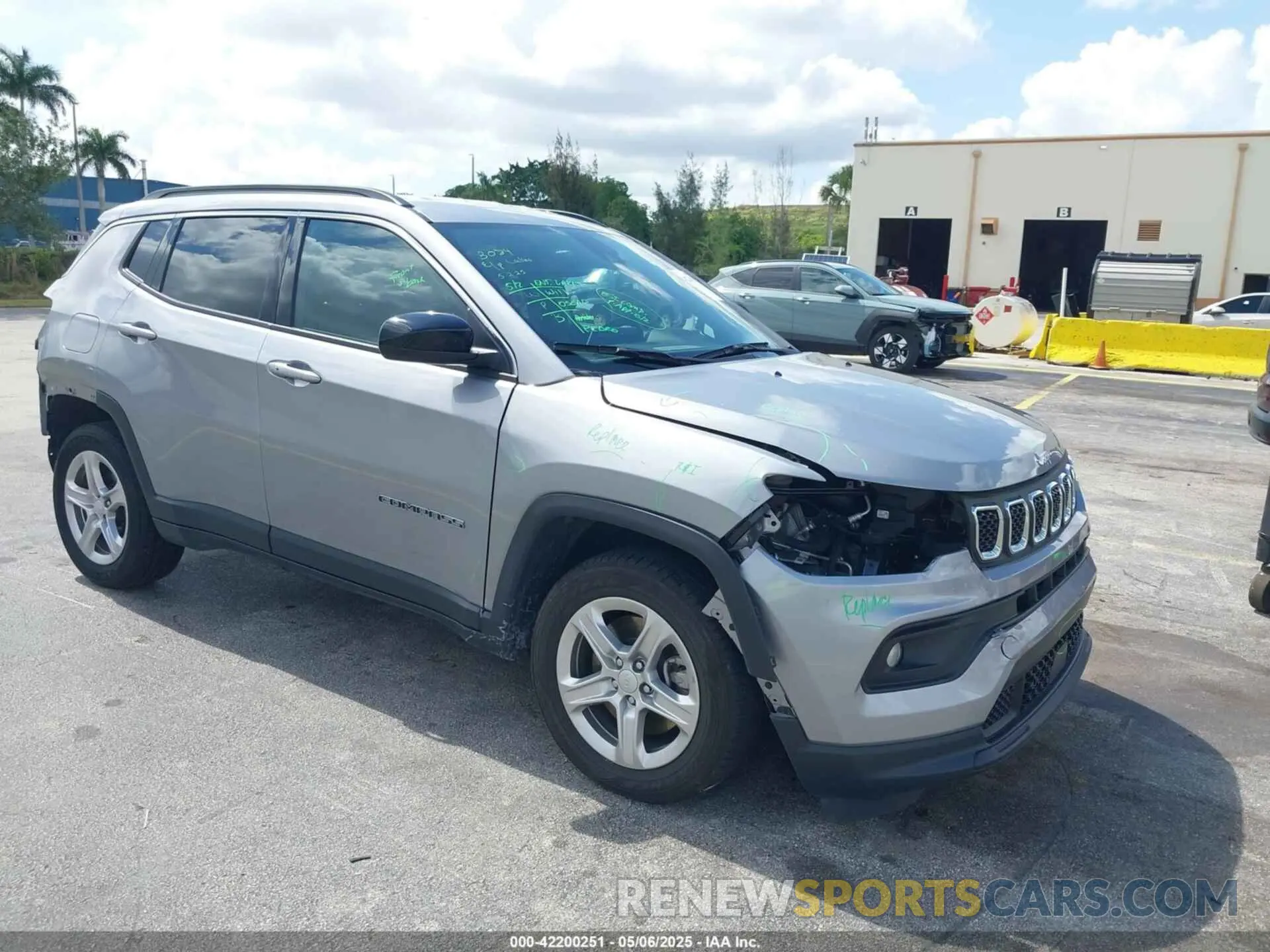 1 Photograph of a damaged car 3C4NJDBNXRT598763 JEEP COMPASS 2024