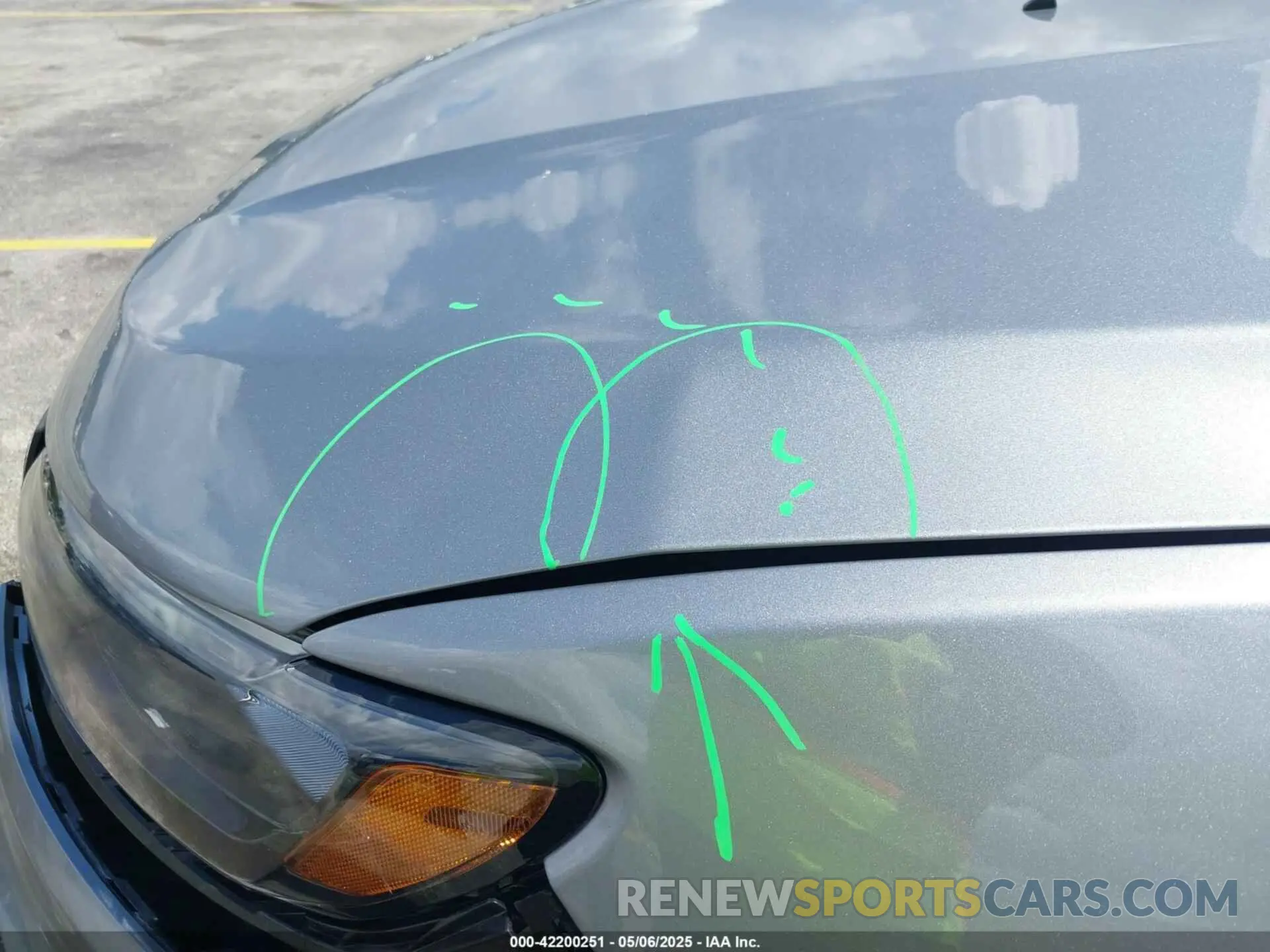 18 Photograph of a damaged car 3C4NJDBNXRT598763 JEEP COMPASS 2024