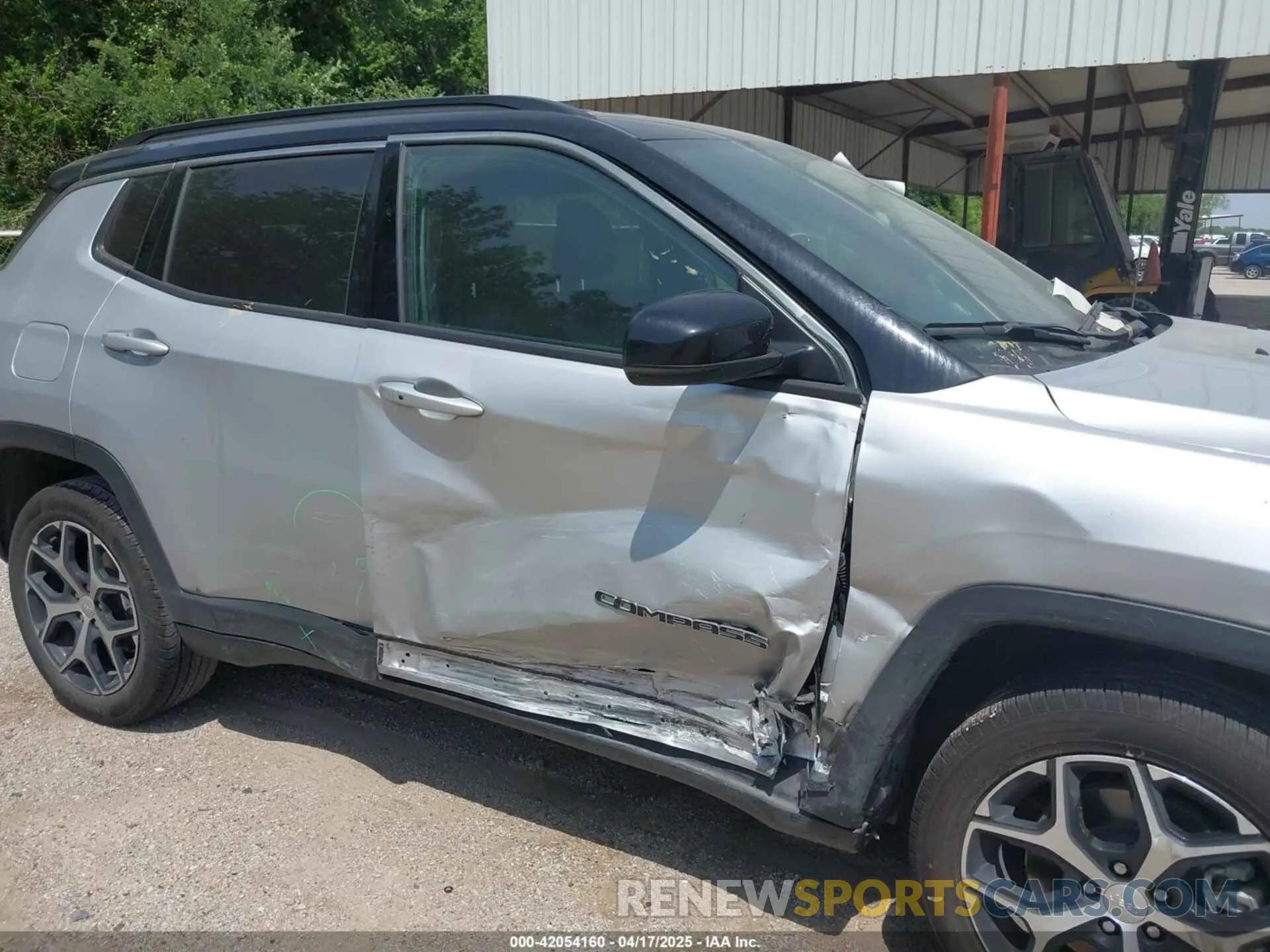 6 Photograph of a damaged car 3C4NJDCN0RT113691 JEEP COMPASS 2024