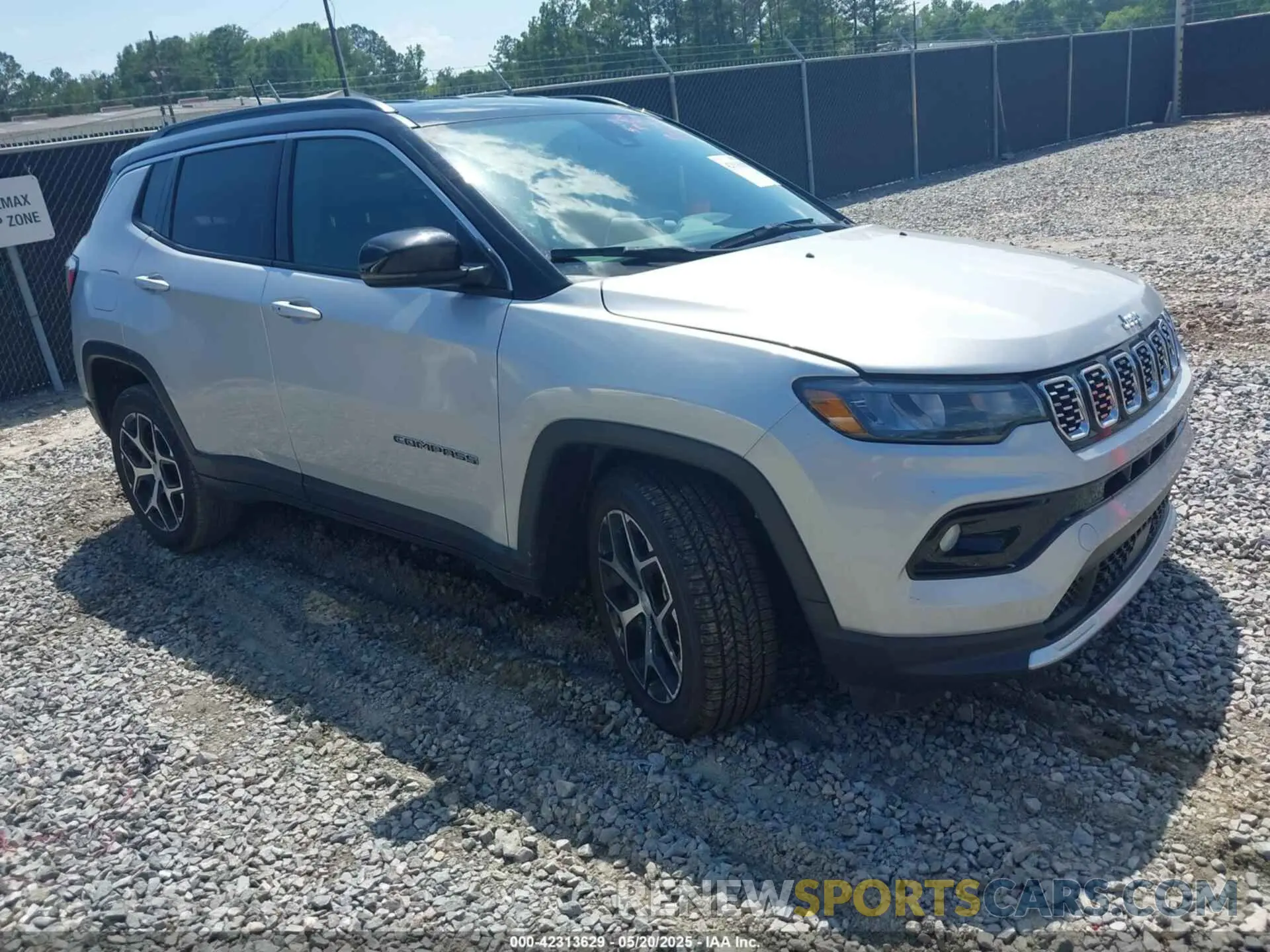 1 Photograph of a damaged car 3C4NJDCN0RT125579 JEEP COMPASS 2024