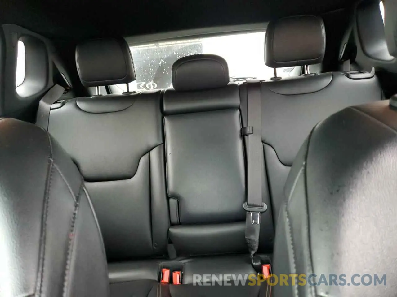 10 Фотография поврежденного автомобиля 3C4NJDCN1RT586421 JEEP COMPASS 2024