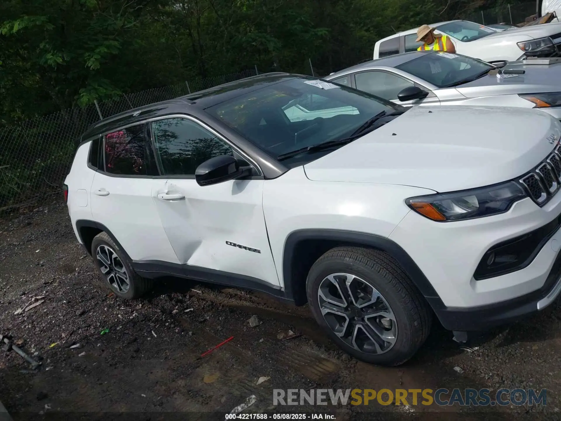 6 Photograph of a damaged car 3C4NJDCN1RT596978 JEEP COMPASS 2024