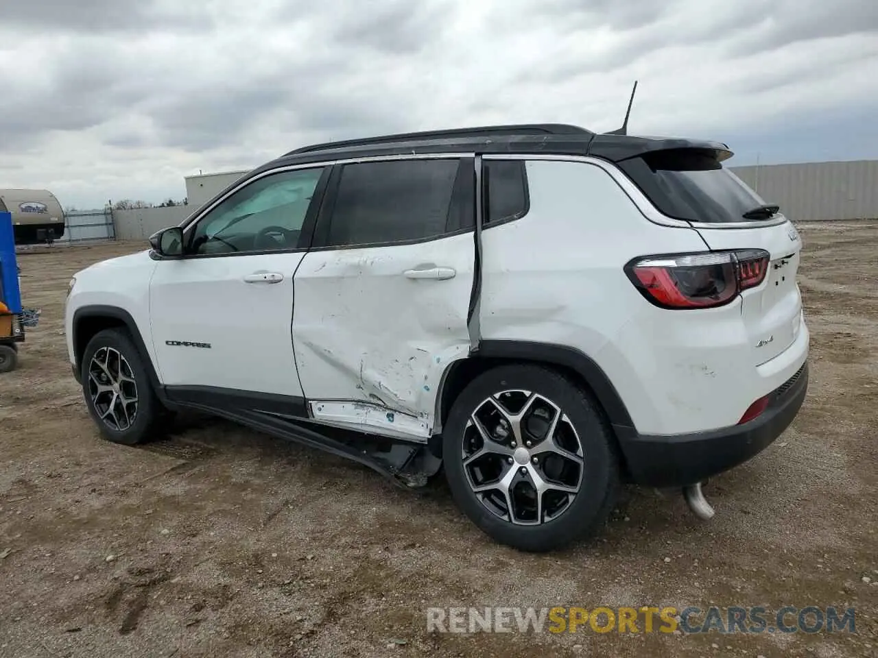 2 Photograph of a damaged car 3C4NJDCN5RT102704 JEEP COMPASS 2024