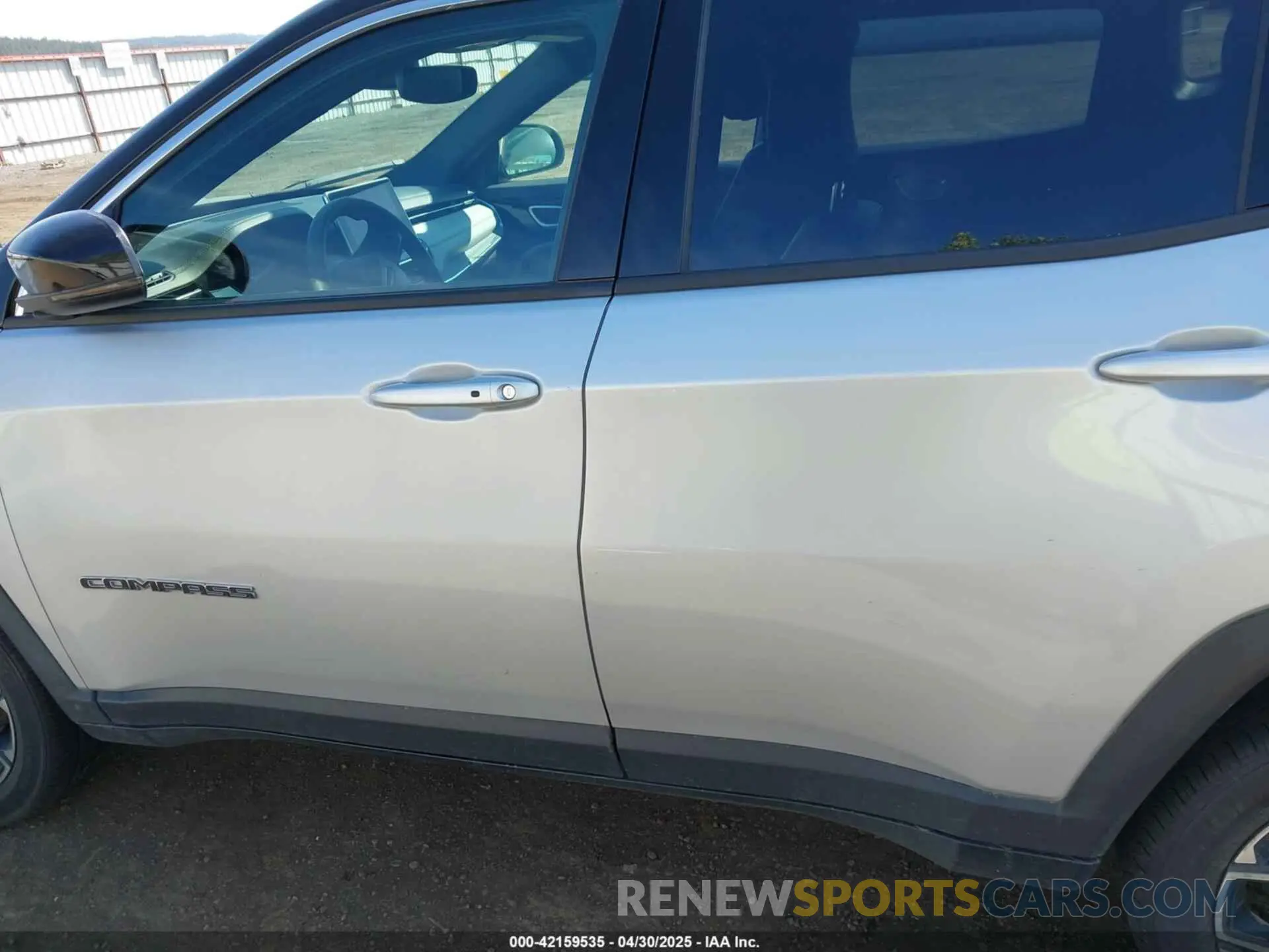 14 Photograph of a damaged car 3C4NJDCN6RT125537 JEEP COMPASS 2024