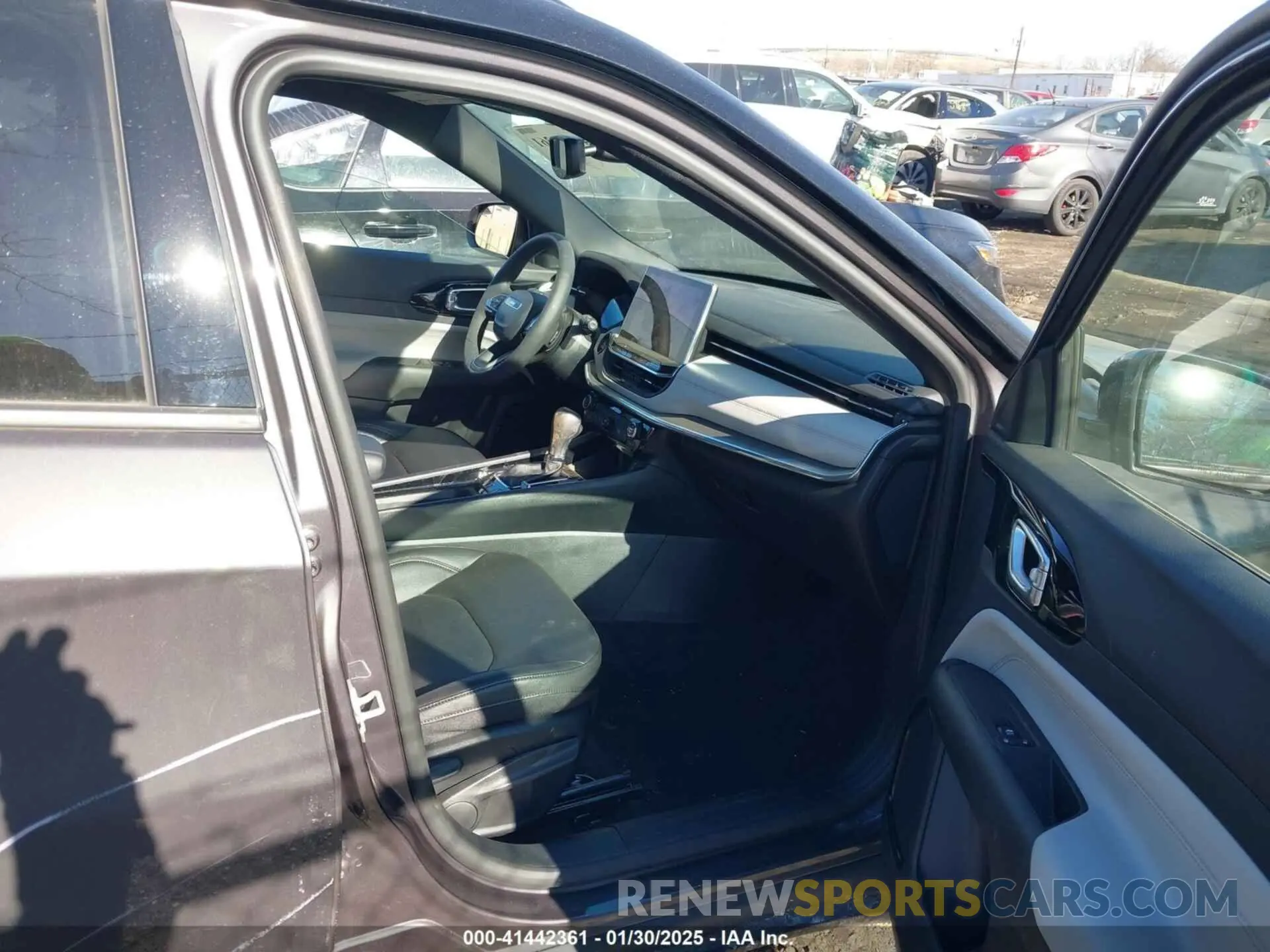 5 Photograph of a damaged car 3C4NJDCN6RT146226 JEEP COMPASS 2024