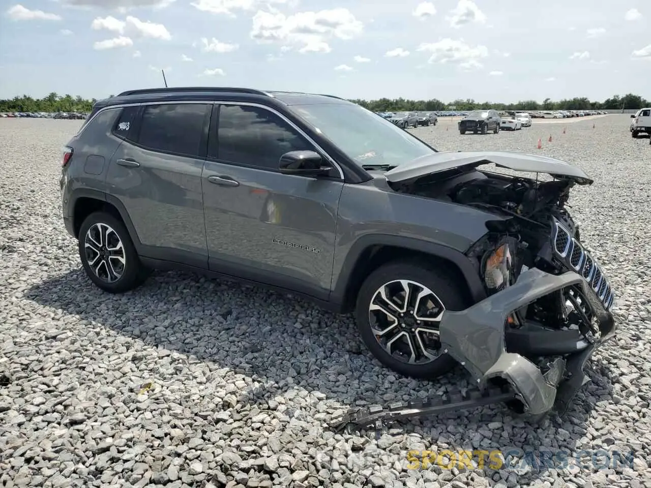 4 Photograph of a damaged car 3C4NJDCN6RT579853 JEEP COMPASS 2024