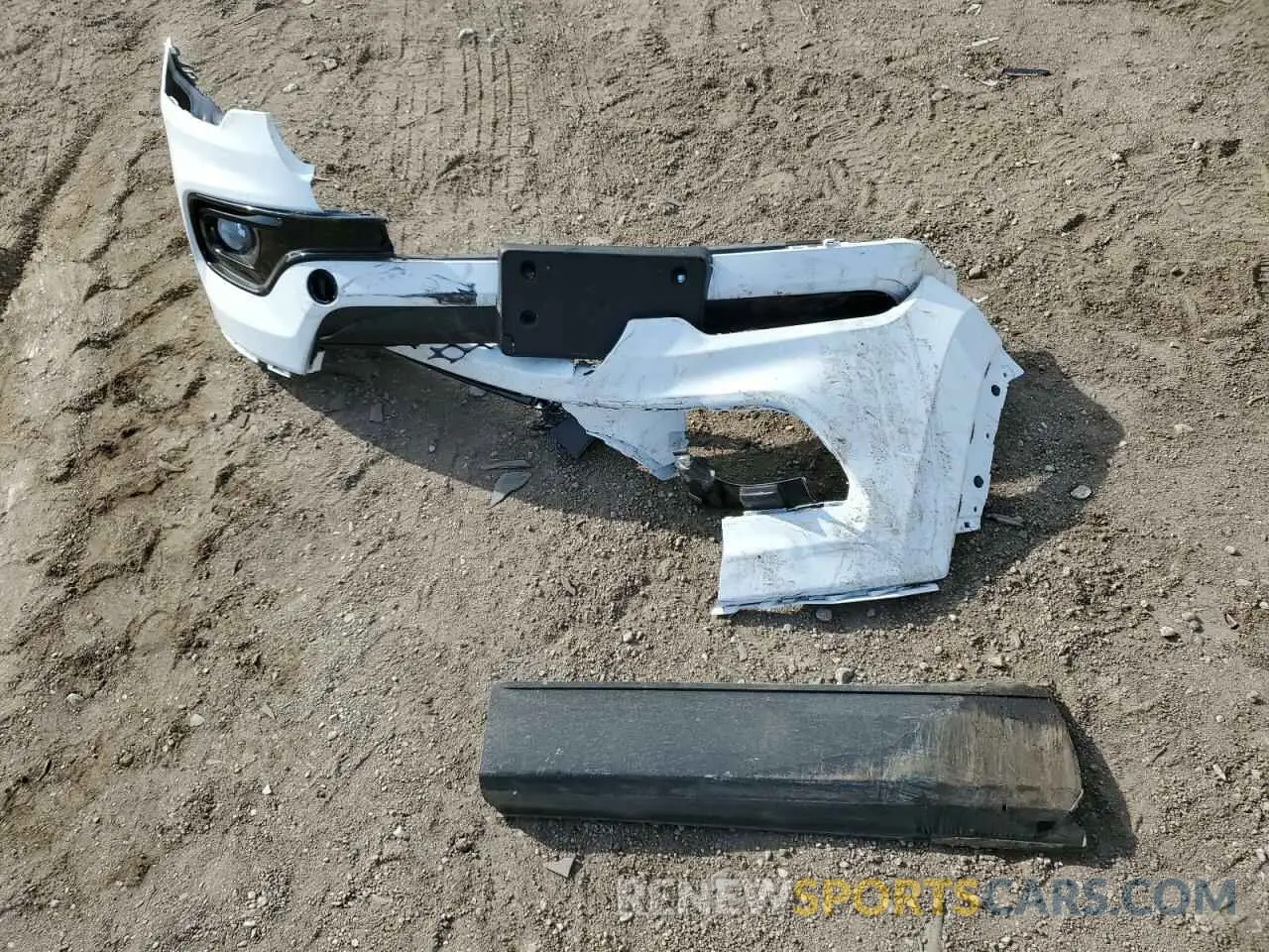 13 Photograph of a damaged car 3C4NJDCN7RT101442 JEEP COMPASS 2024