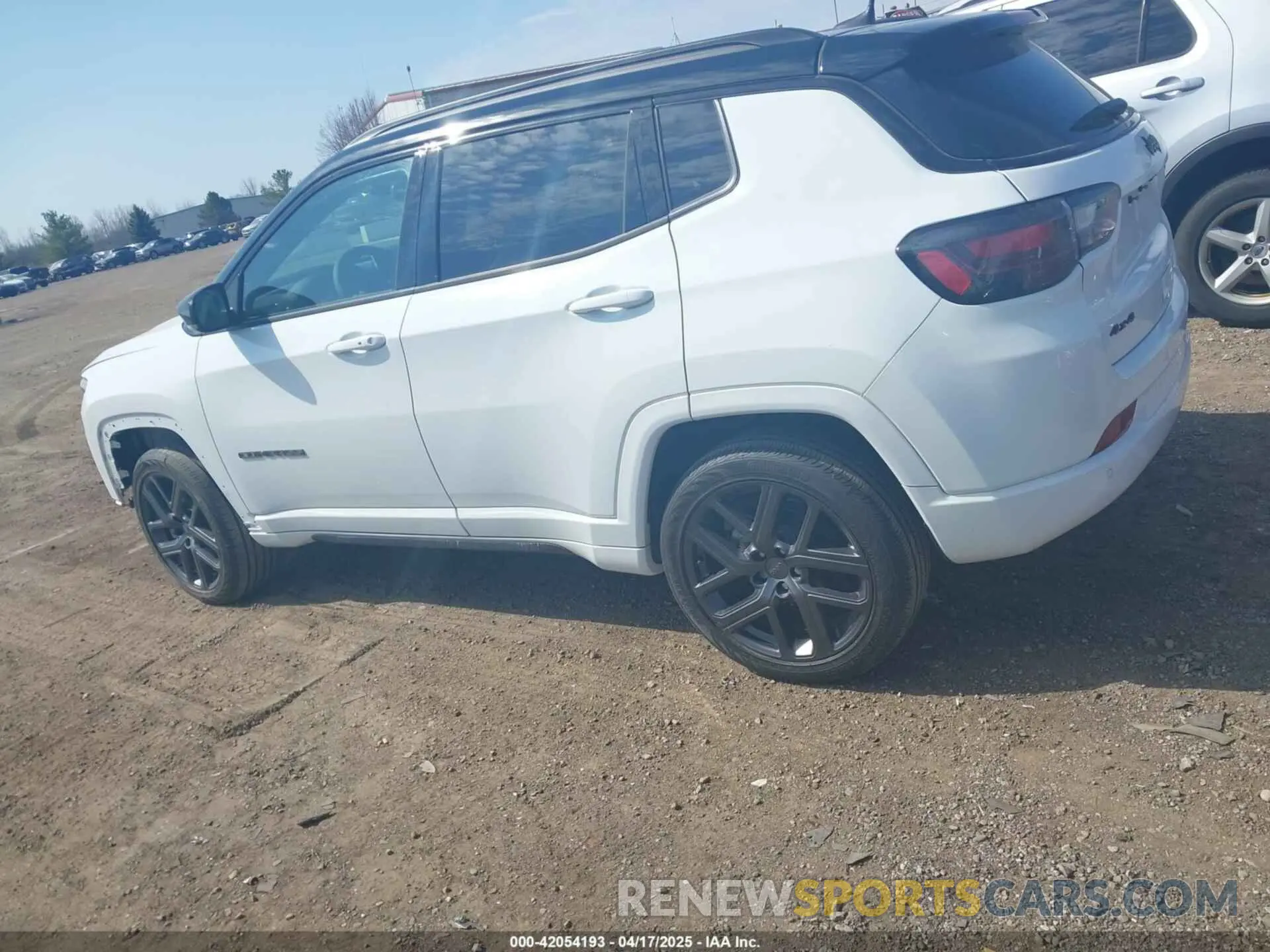 14 Photograph of a damaged car 3C4NJDCN7RT106527 JEEP COMPASS 2024