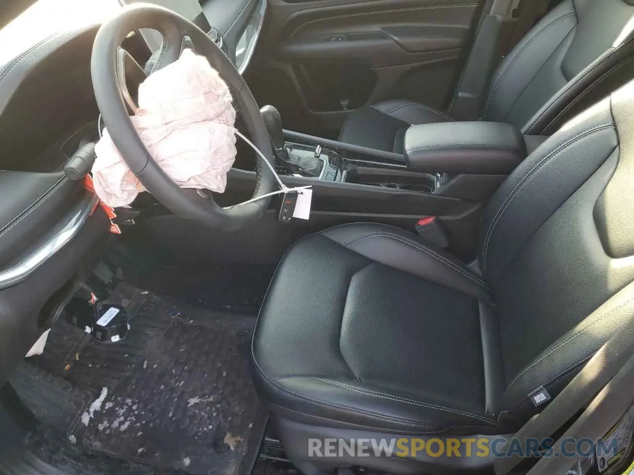 7 Photograph of a damaged car 3C4NJDCN8RT104365 JEEP COMPASS 2024