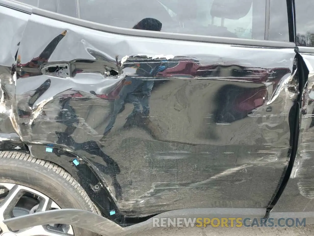 11 Photograph of a damaged car 3C4NJDCN8RT166610 JEEP COMPASS 2024