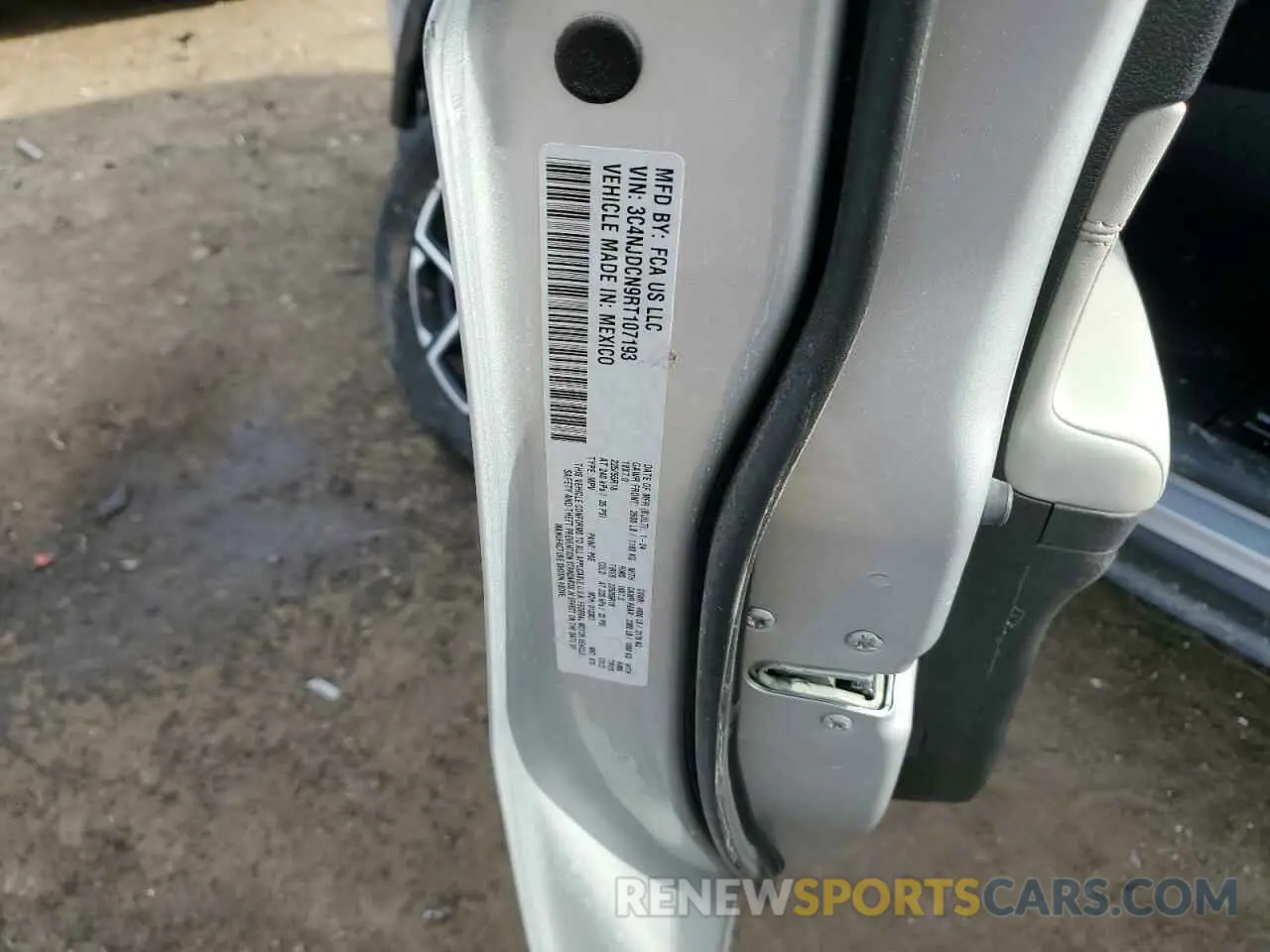 13 Photograph of a damaged car 3C4NJDCN9RT107193 JEEP COMPASS 2024