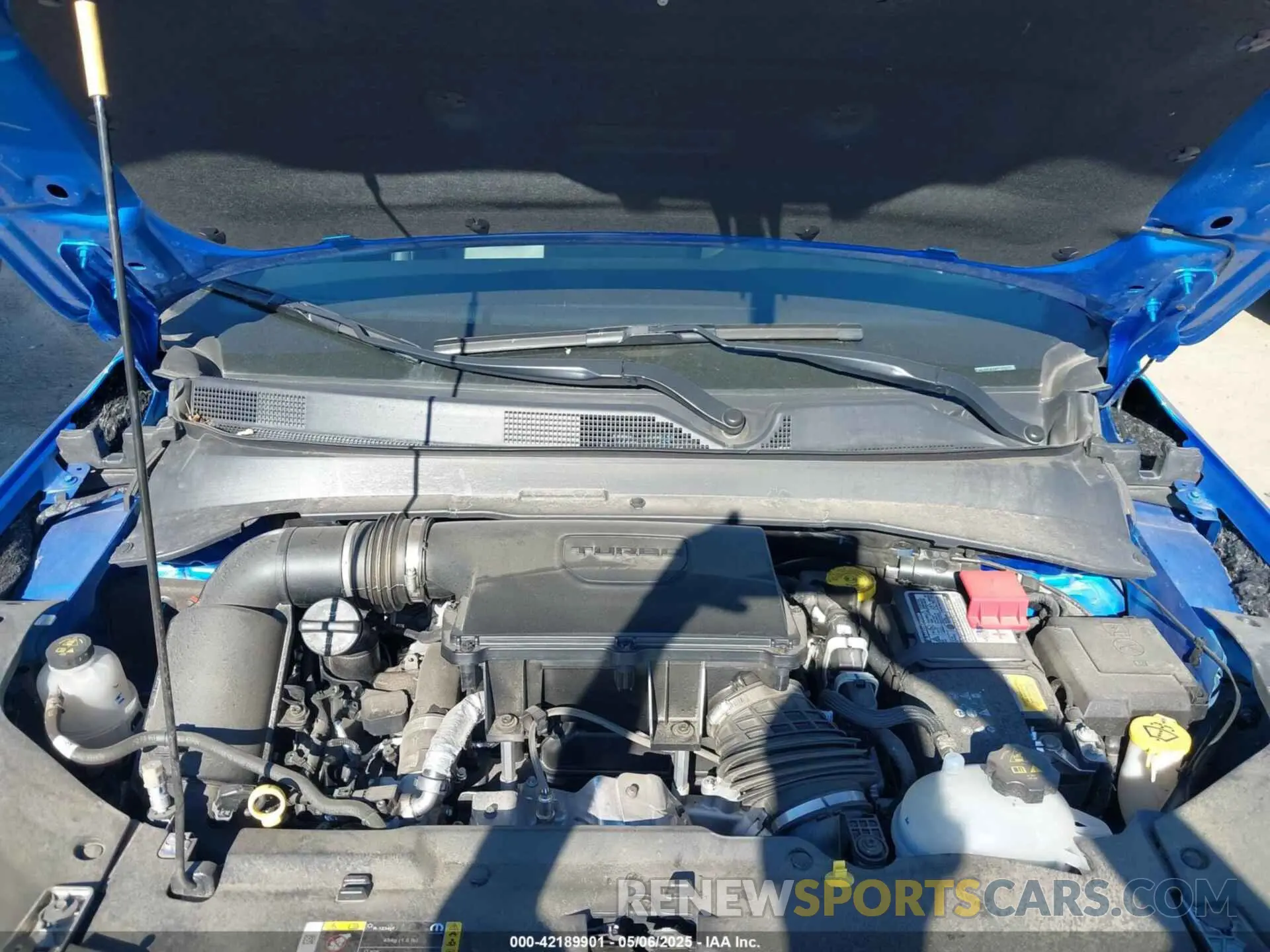 10 Photograph of a damaged car 3C4NJDCNXRT125377 JEEP COMPASS 2024