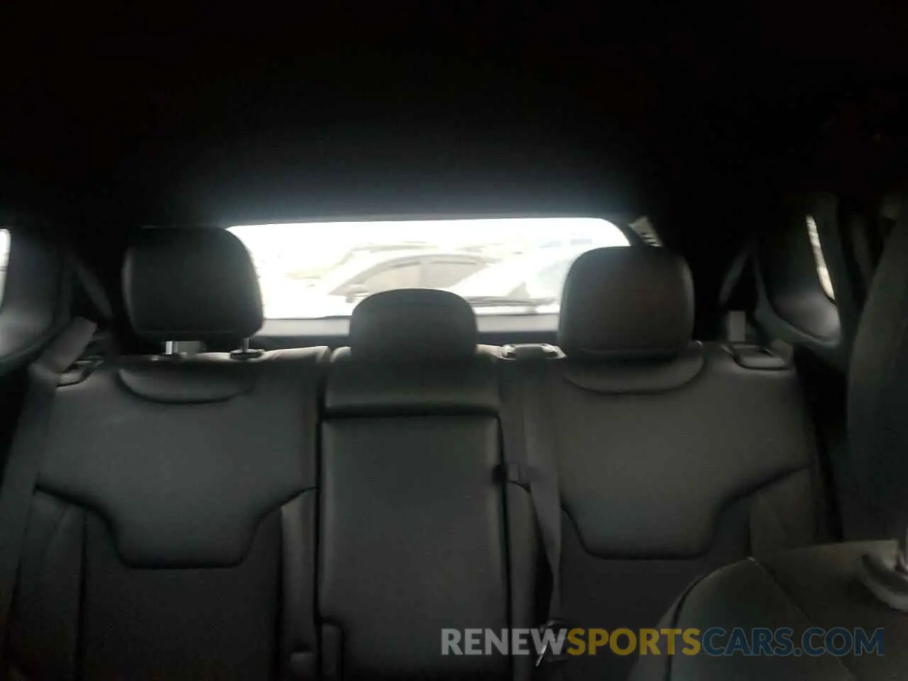 10 Photograph of a damaged car 3C4NJDDN1RT149615 JEEP COMPASS 2024