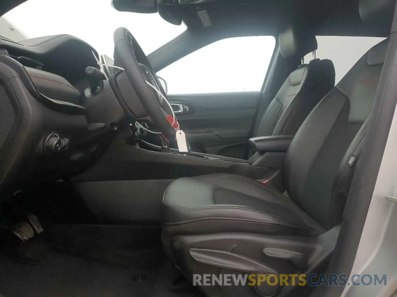 7 Photograph of a damaged car 3C4NJDDN1RT149615 JEEP COMPASS 2024