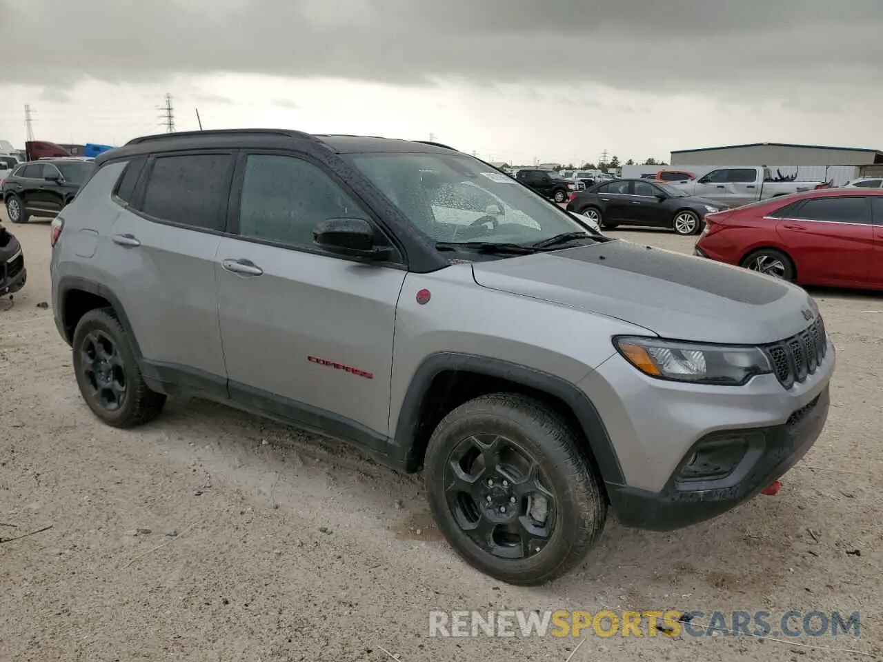 4 Photograph of a damaged car 3C4NJDDN3RT579212 JEEP COMPASS 2024