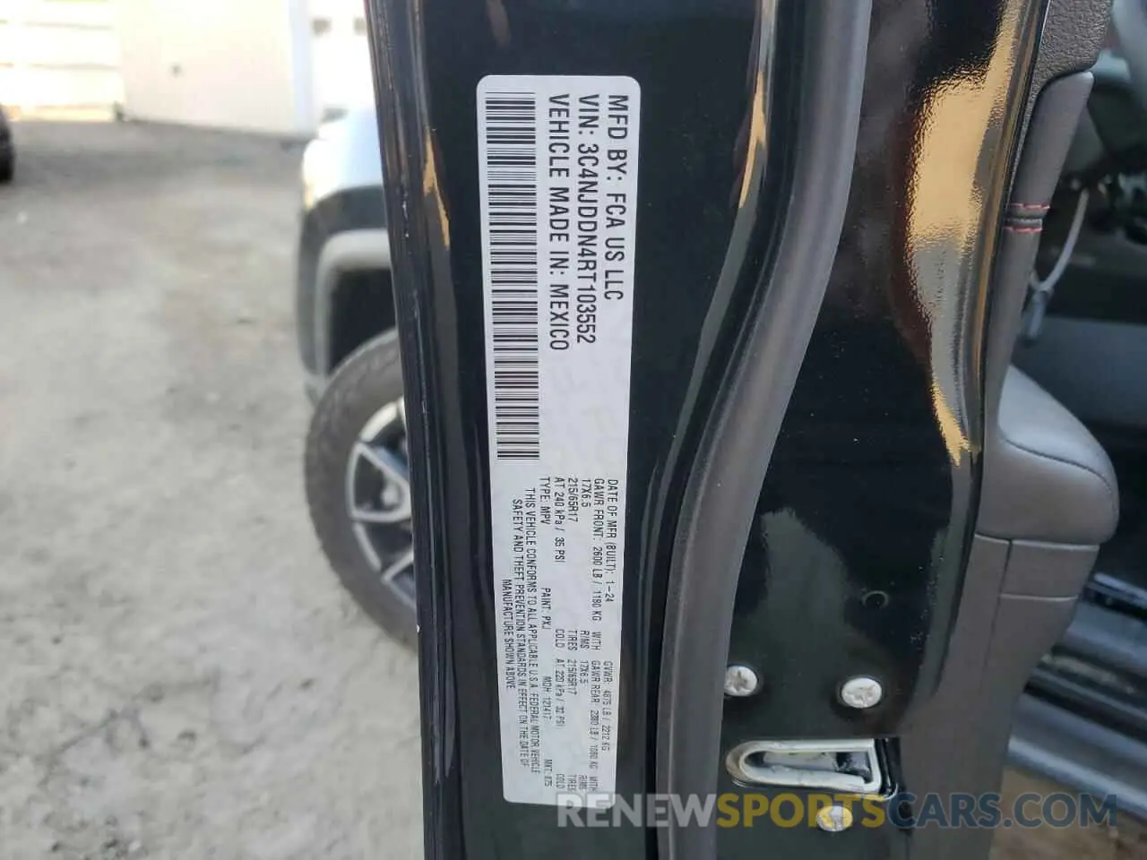 15 Photograph of a damaged car 3C4NJDDN4RT103552 JEEP COMPASS 2024