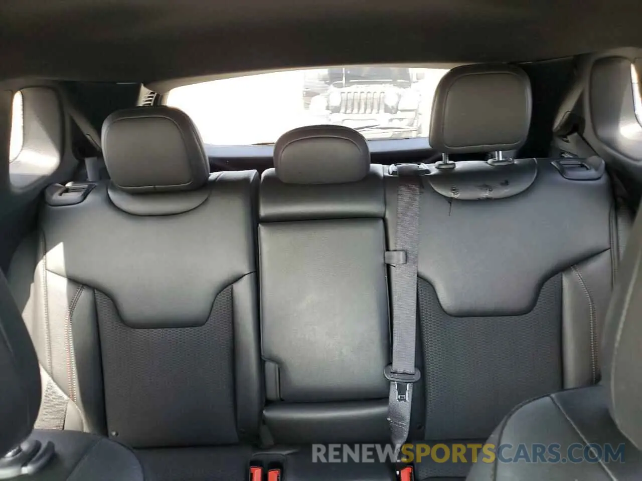 10 Фотография поврежденного автомобиля 3C4NJDDN4RT149558 JEEP COMPASS 2024