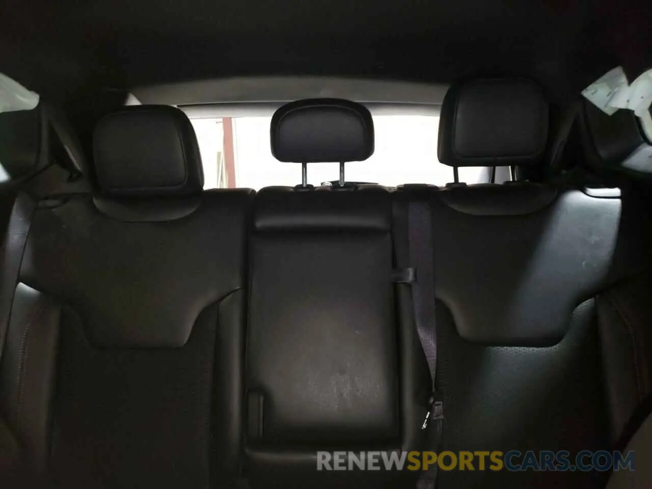 10 Photograph of a damaged car 3C4NJDDN5RT149519 JEEP COMPASS 2024