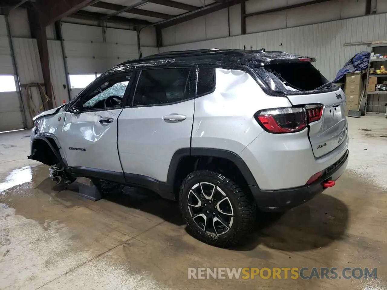 2 Photograph of a damaged car 3C4NJDDN5RT149519 JEEP COMPASS 2024