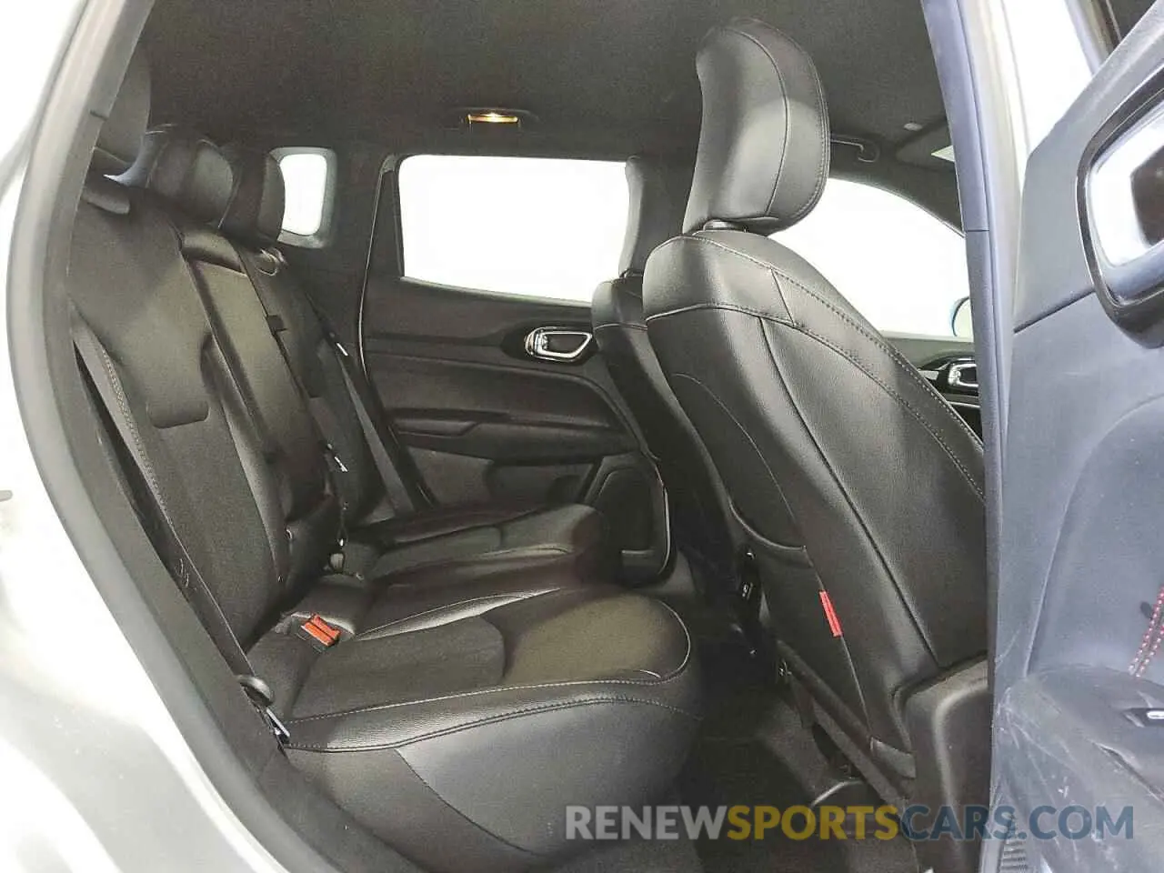 11 Фотография поврежденного автомобиля 3C4NJDDN5RT149827 JEEP COMPASS 2024