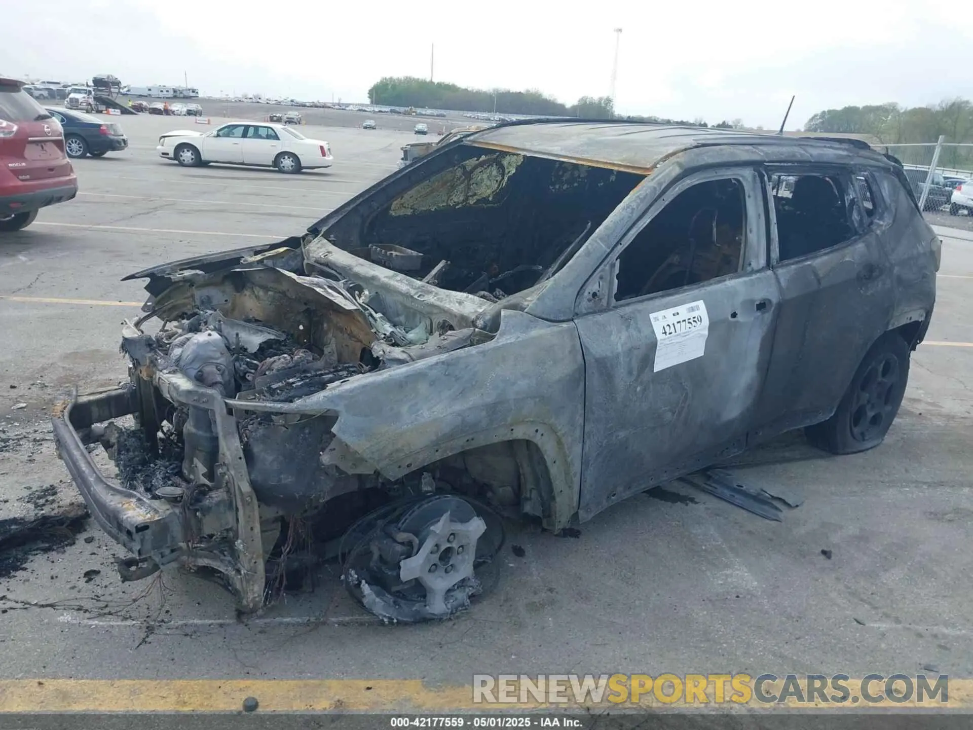 2 Photograph of a damaged car 3C4NJDDN5RT588722 JEEP COMPASS 2024