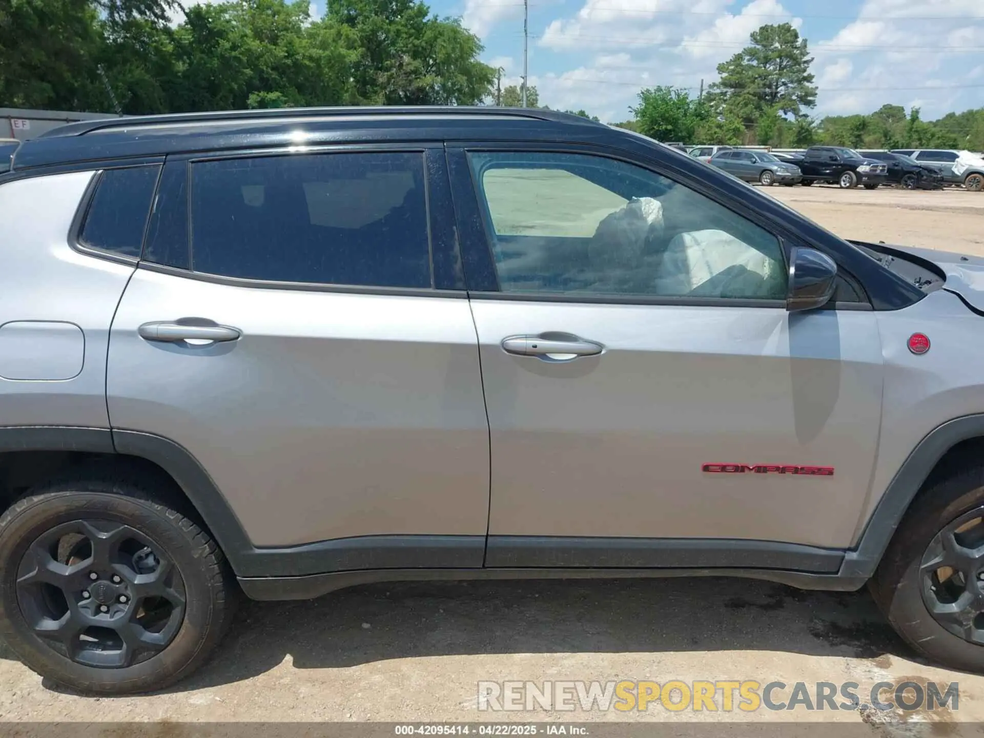 14 Фотография поврежденного автомобиля 3C4NJDDN8RT596877 JEEP COMPASS 2024