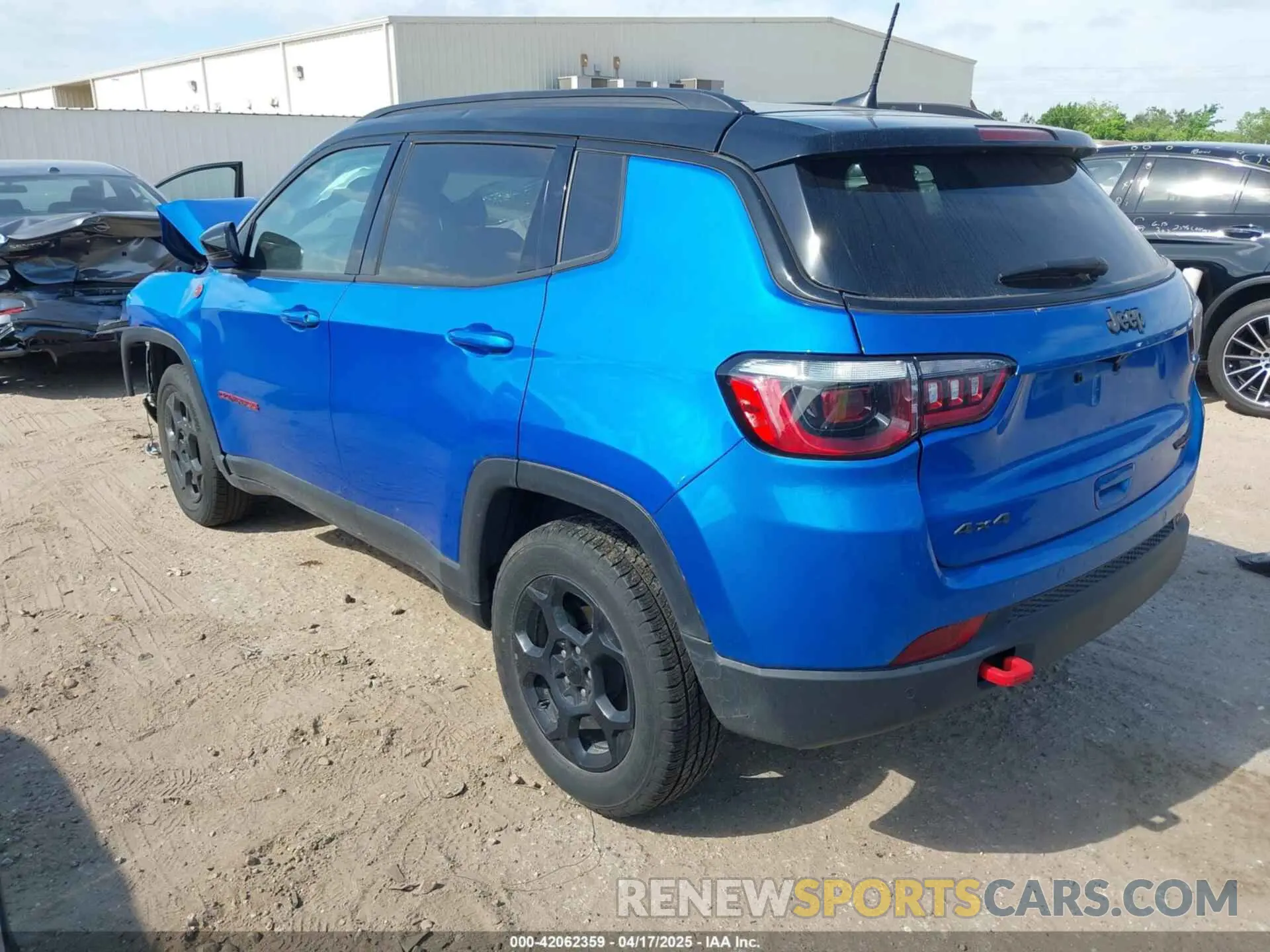 3 Фотография поврежденного автомобиля 3C4NJDDNXRT610584 JEEP COMPASS 2024