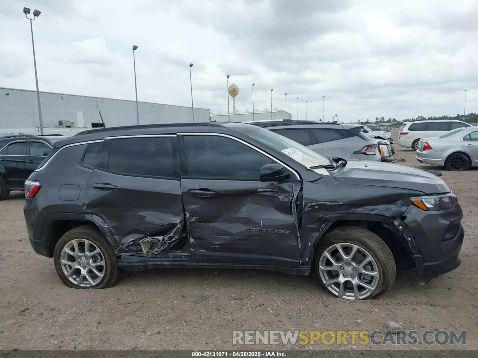 13 Photograph of a damaged car 3C4NJDFN0RT164250 JEEP COMPASS 2024