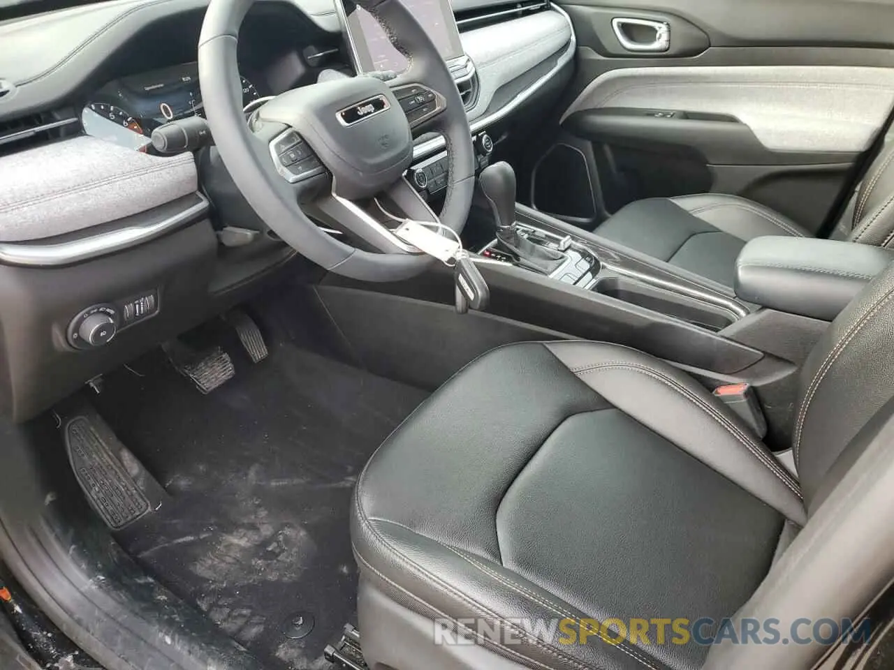 7 Photograph of a damaged car 3C4NJDFN1RT130236 JEEP COMPASS 2024
