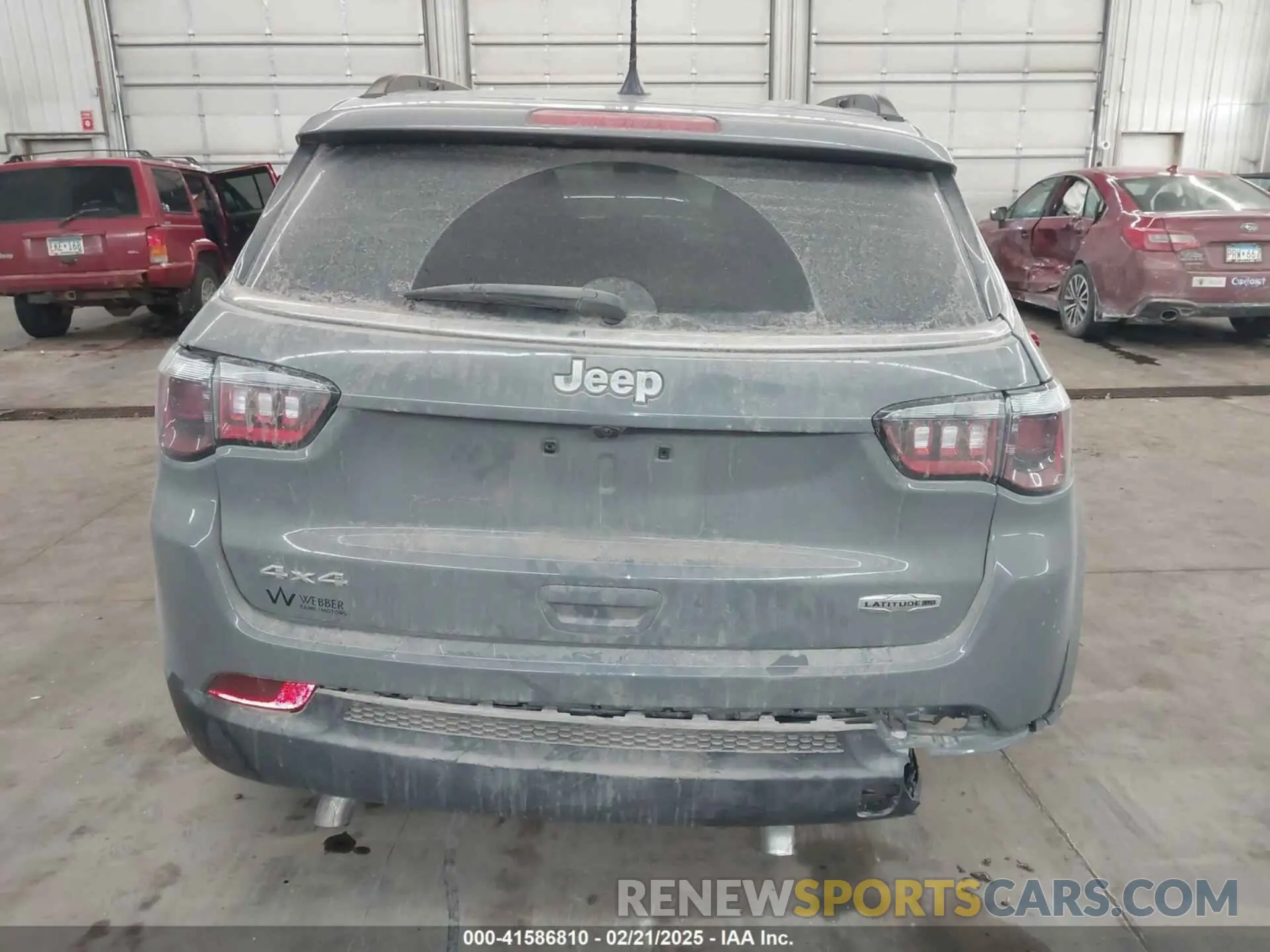 17 Photograph of a damaged car 3C4NJDFN1RT601432 JEEP COMPASS 2024