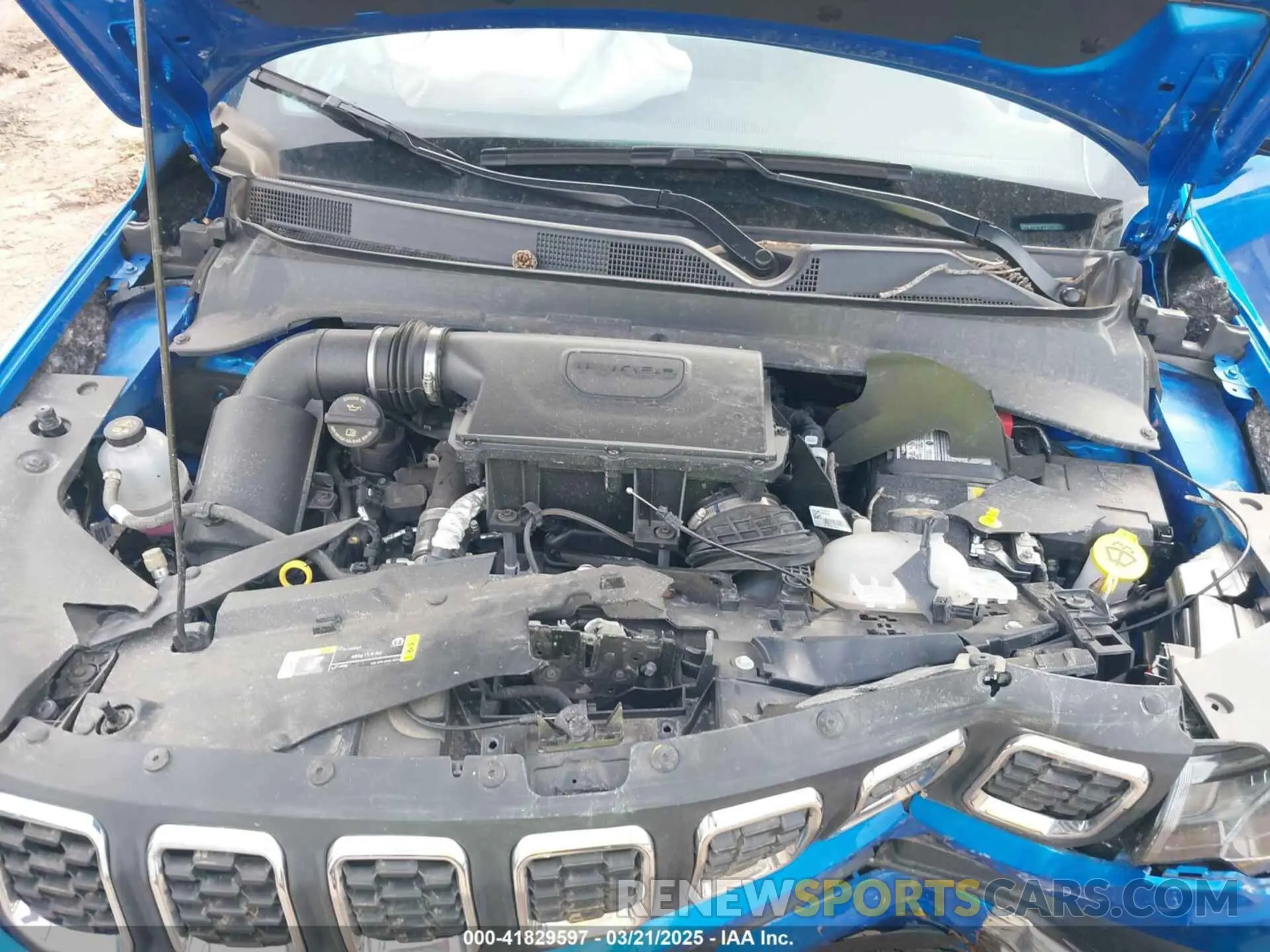 10 Photograph of a damaged car 3C4NJDFN3RT128374 JEEP COMPASS 2024