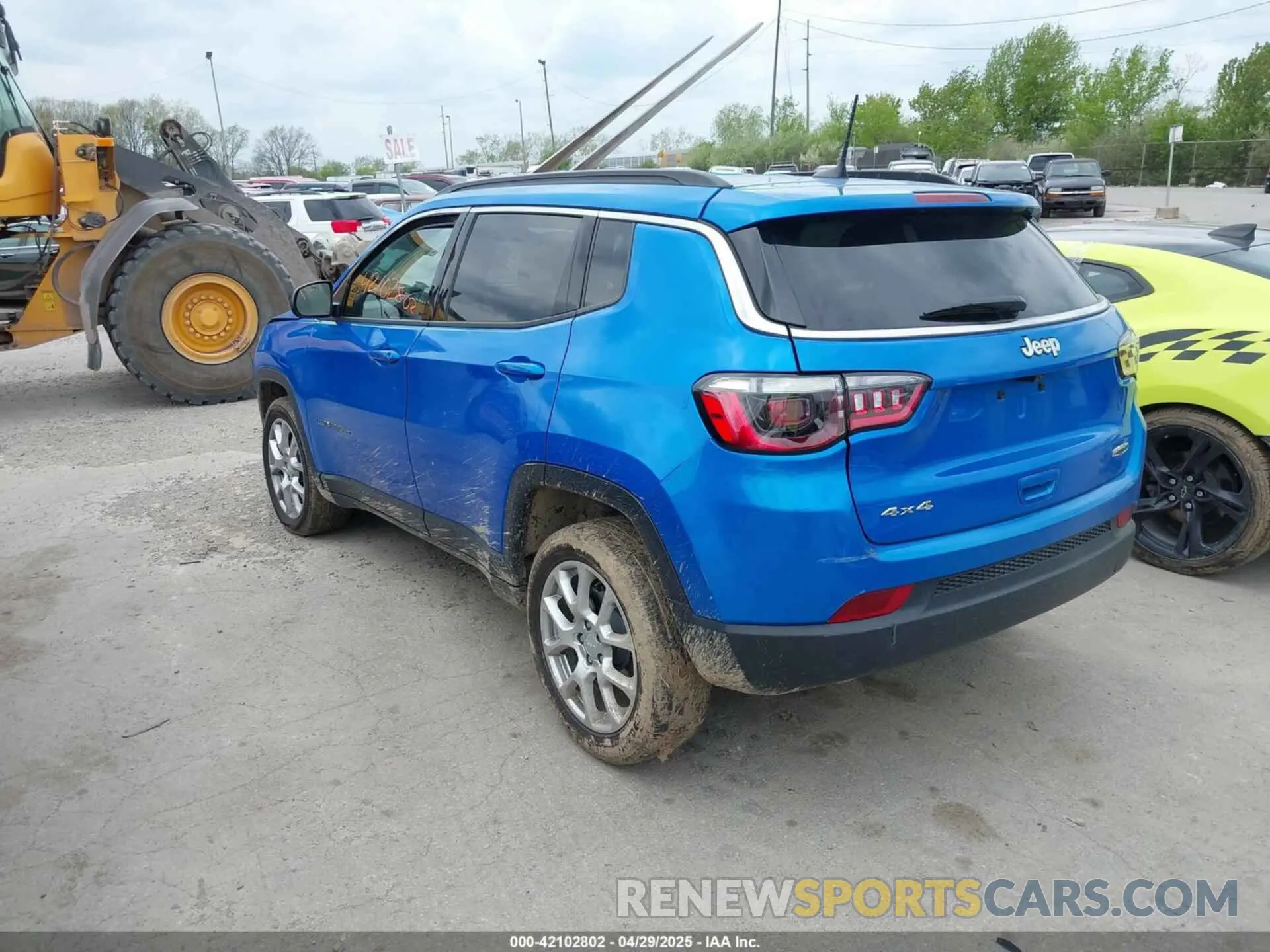 3 Photograph of a damaged car 3C4NJDFN6RT600714 JEEP COMPASS 2024