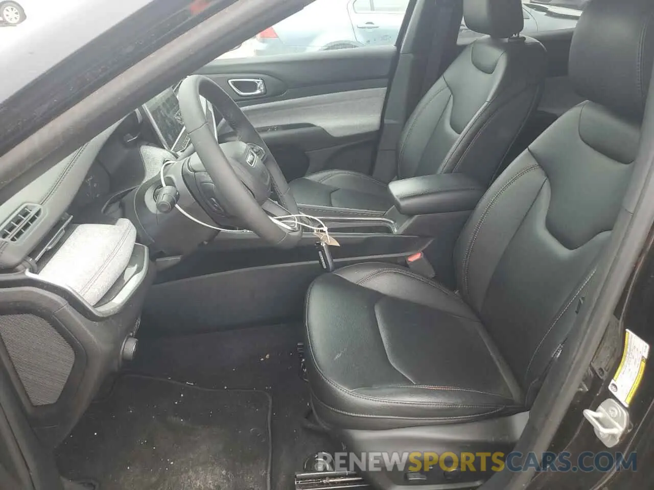 7 Photograph of a damaged car 3C4NJDFN7RT121993 JEEP COMPASS 2024