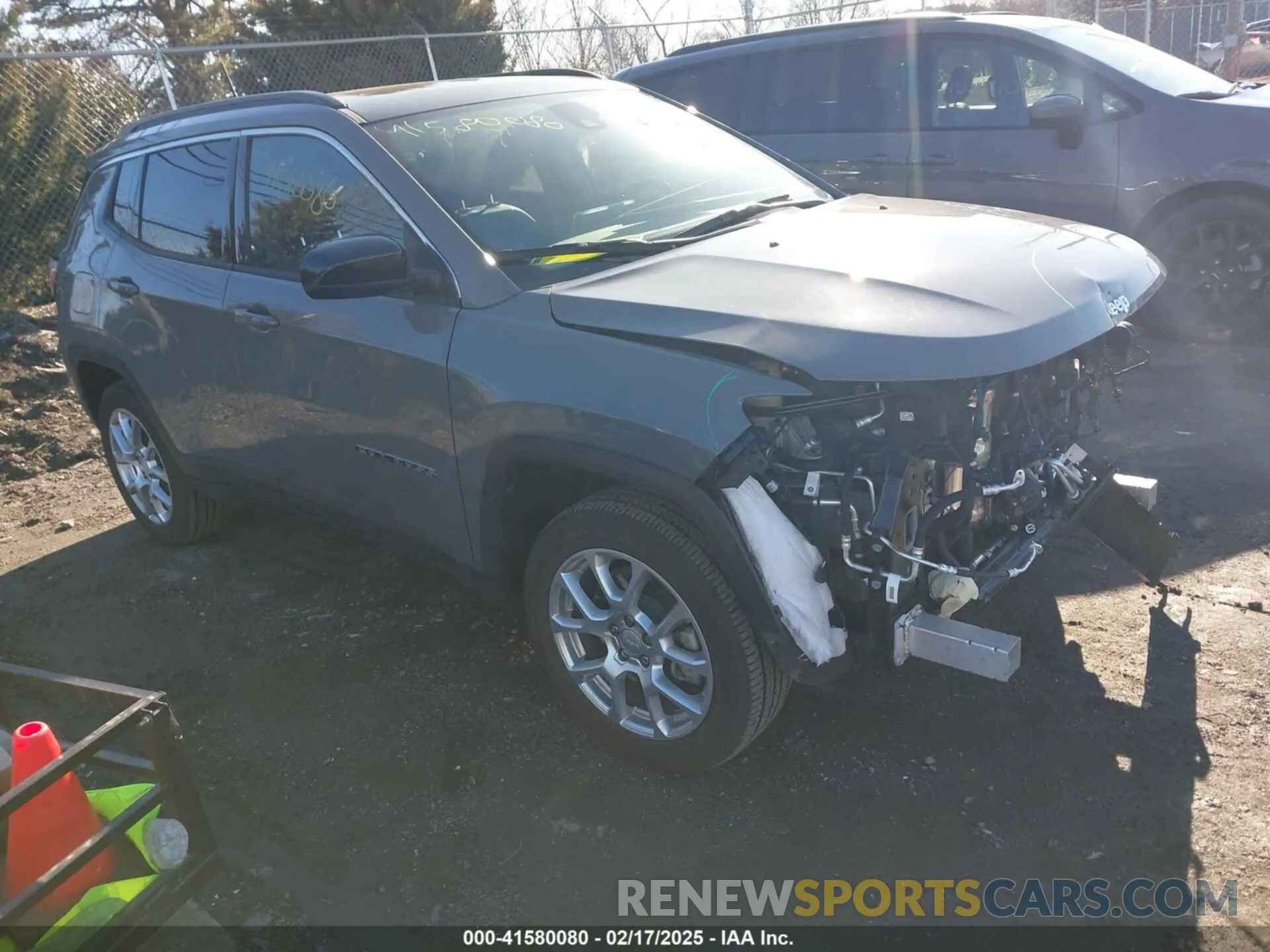 1 Photograph of a damaged car 3C4NJDFN7RT577170 JEEP COMPASS 2024
