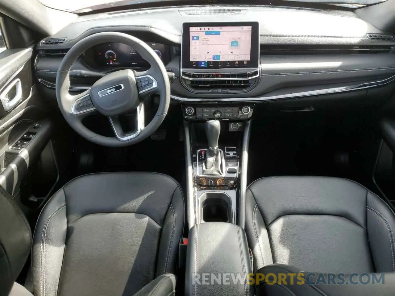 8 Фотография поврежденного автомобиля 3C4NJDFNXRT579012 JEEP COMPASS 2024